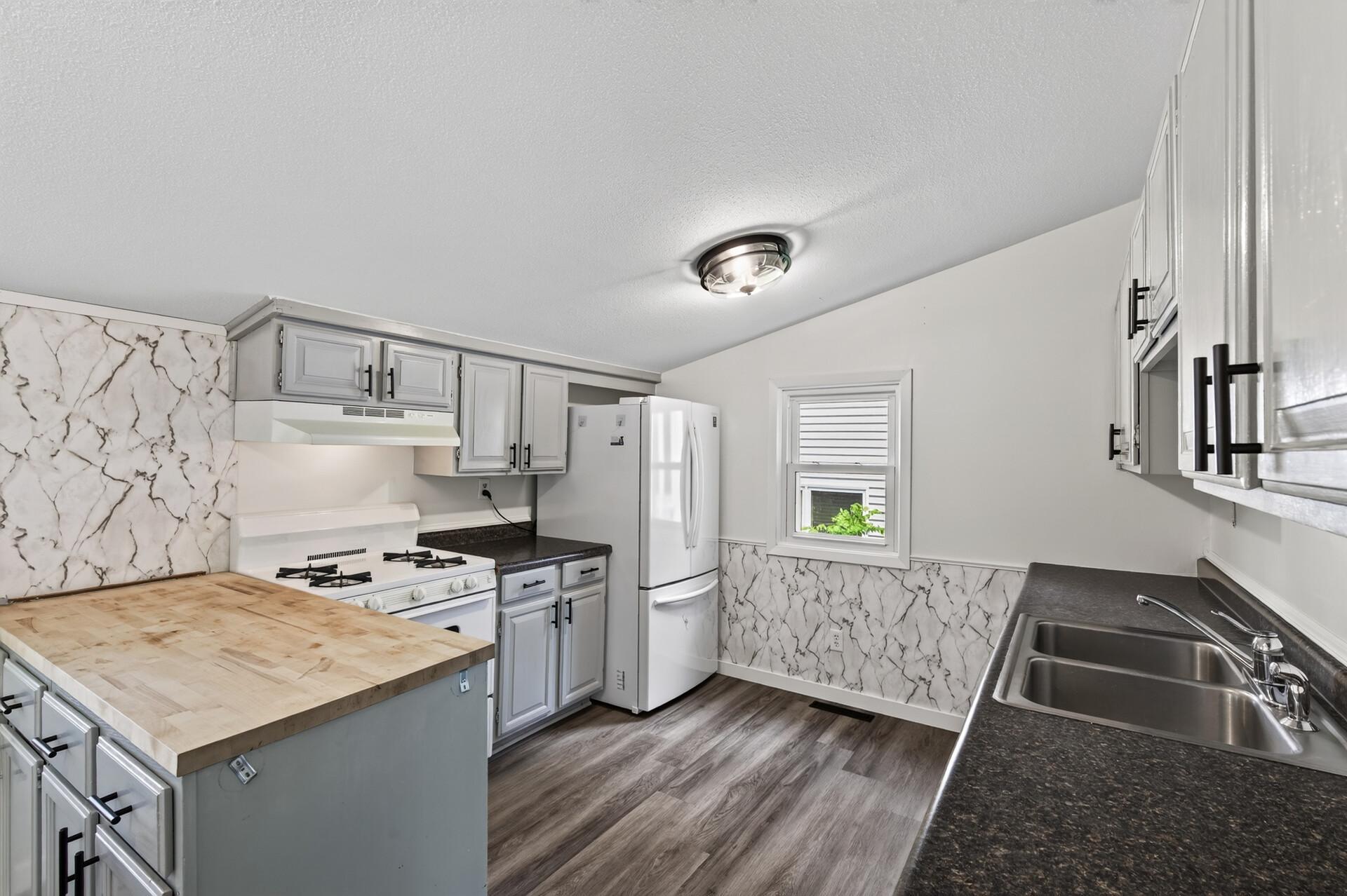 View of Residential at 4227 Humboldt Avenue, Minneapolis MN 55412, Minneapolis (6 of 31) - Mike Wilen | Minnesota Team Real Estate