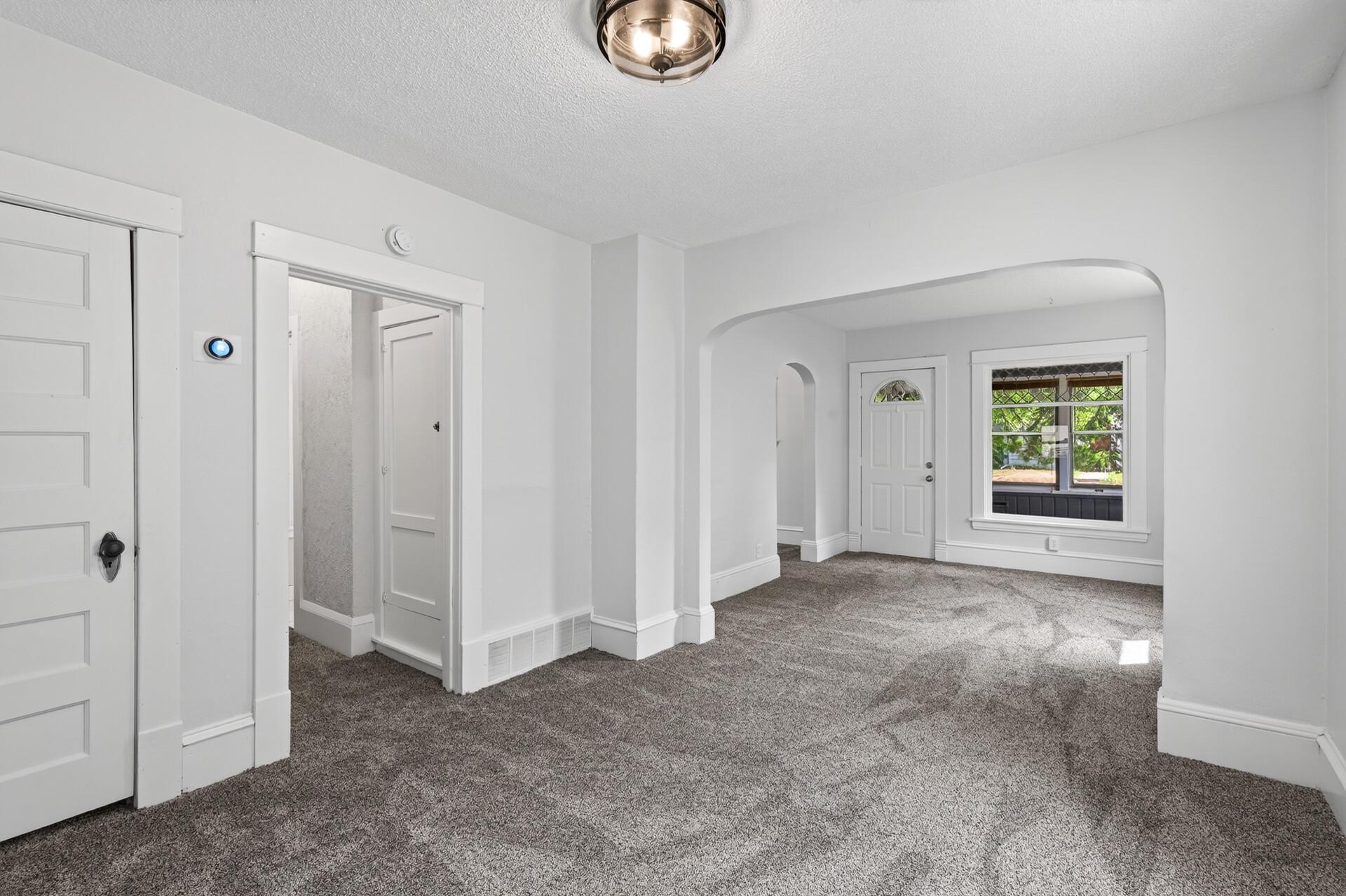 View of Residential at 4227 Humboldt Avenue, Minneapolis MN 55412, Minneapolis (16 of 31) - Mike Wilen | Minnesota Team Real Estate