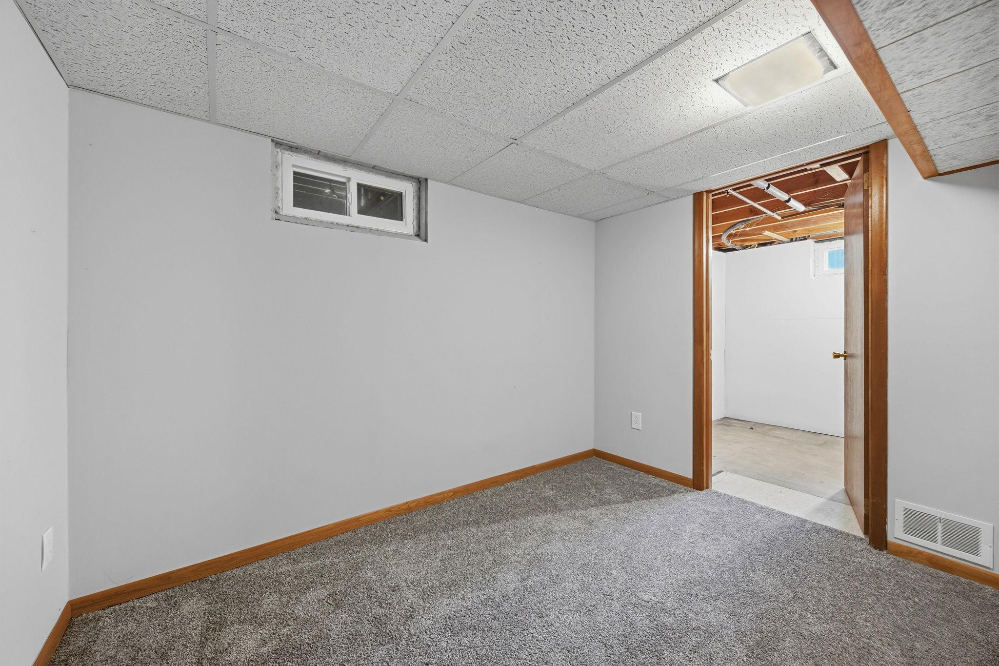 View of Residential at 821 Sterling Street, Maplewood MN 55119, Maplewood (16 of 22) - Mike Wilen | Minnesota Team Real Estate