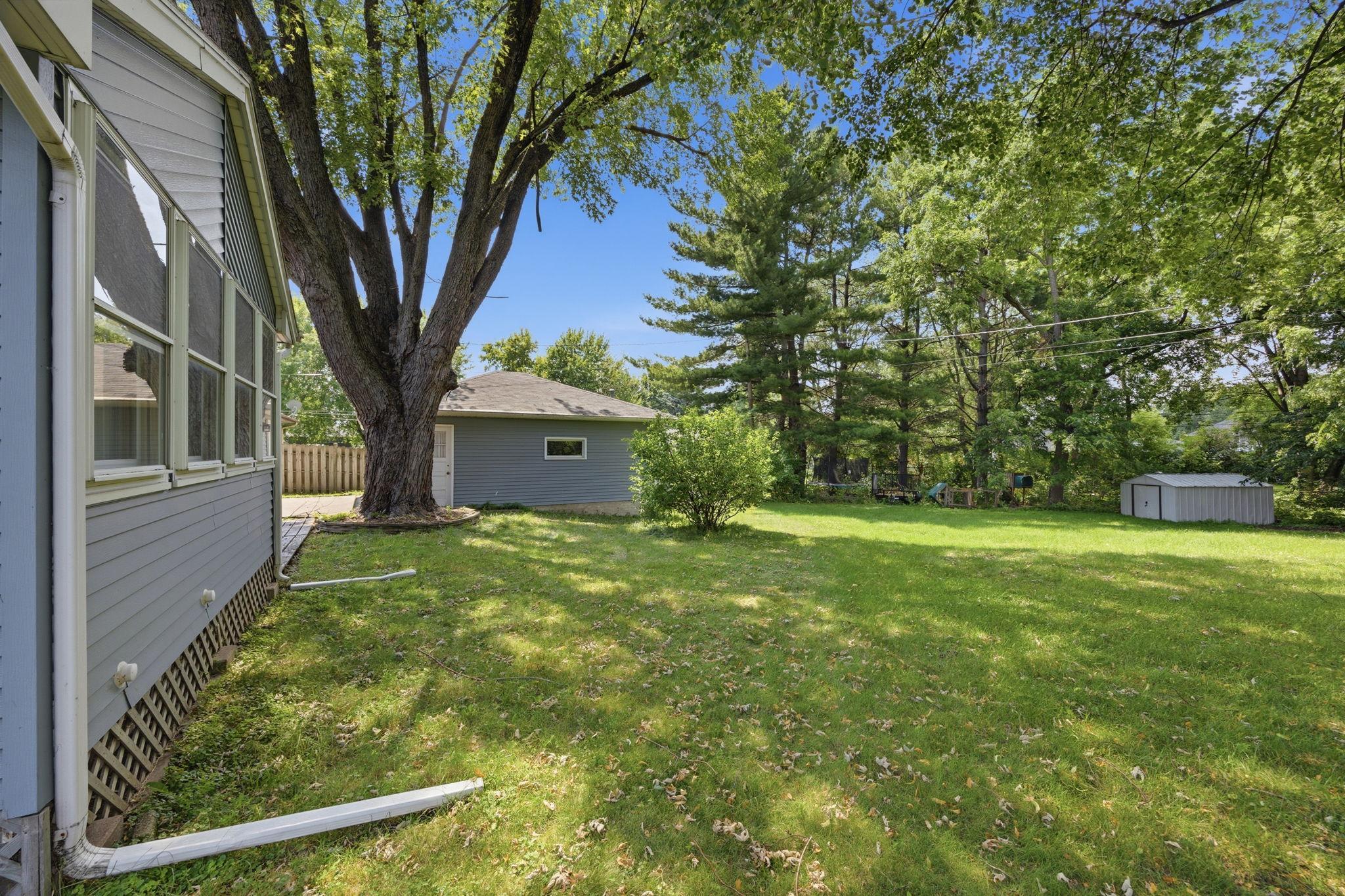 View of Residential at 821 Sterling Street, Maplewood MN 55119, Maplewood (22 of 22) - Mike Wilen | Minnesota Team Real Estate