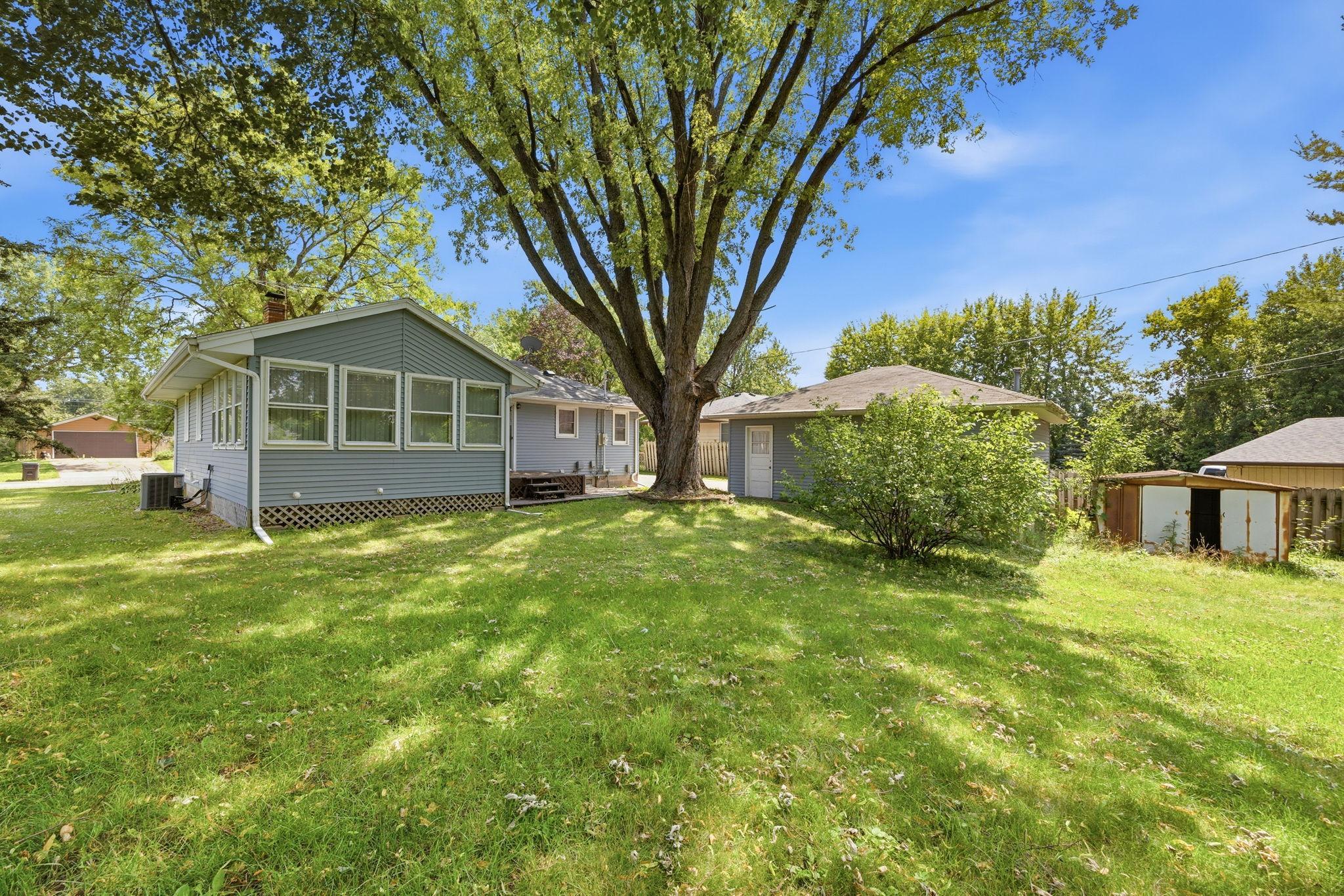 View of Residential at 821 Sterling Street, Maplewood MN 55119, Maplewood (21 of 22) - Mike Wilen | Minnesota Team Real Estate