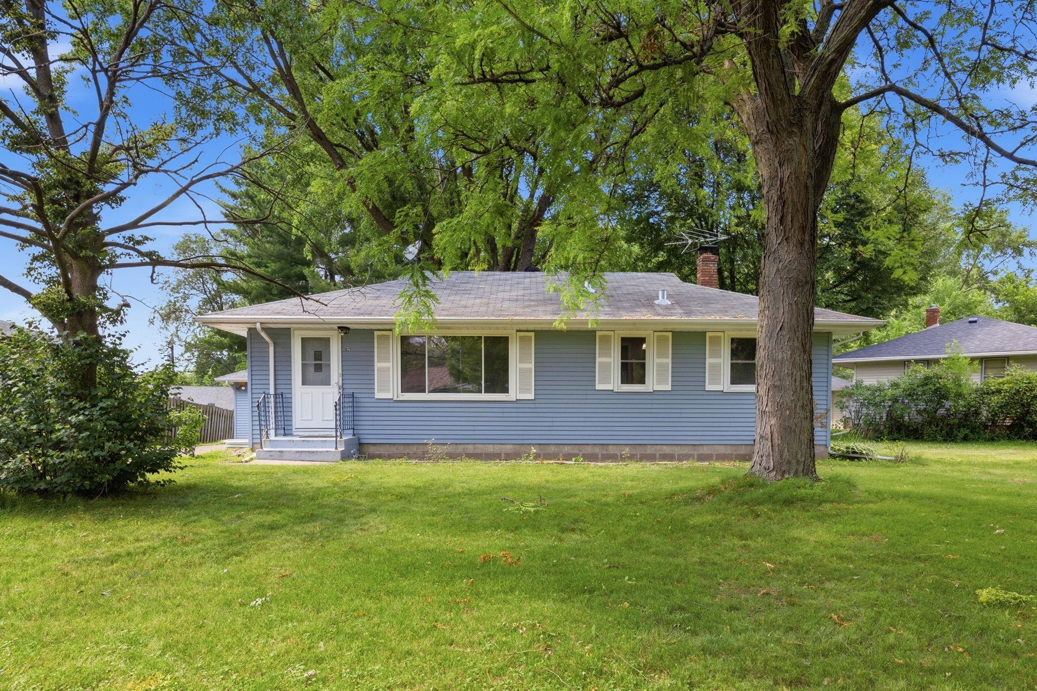 View of Residential at 821 Sterling Street, Maplewood MN 55119, Maplewood - Mike Wilen | Minnesota Team Real Estate