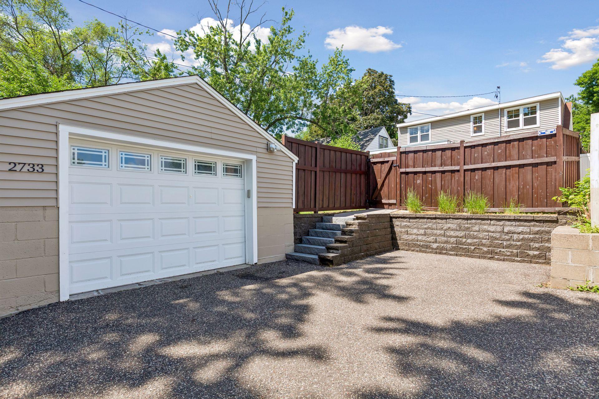 View of Residential at 2733 Georgia Avenue, Saint Louis Park MN 55426, Saint Louis Park (39 of 55) - Mike Wilen | Minnesota Team Real Estate