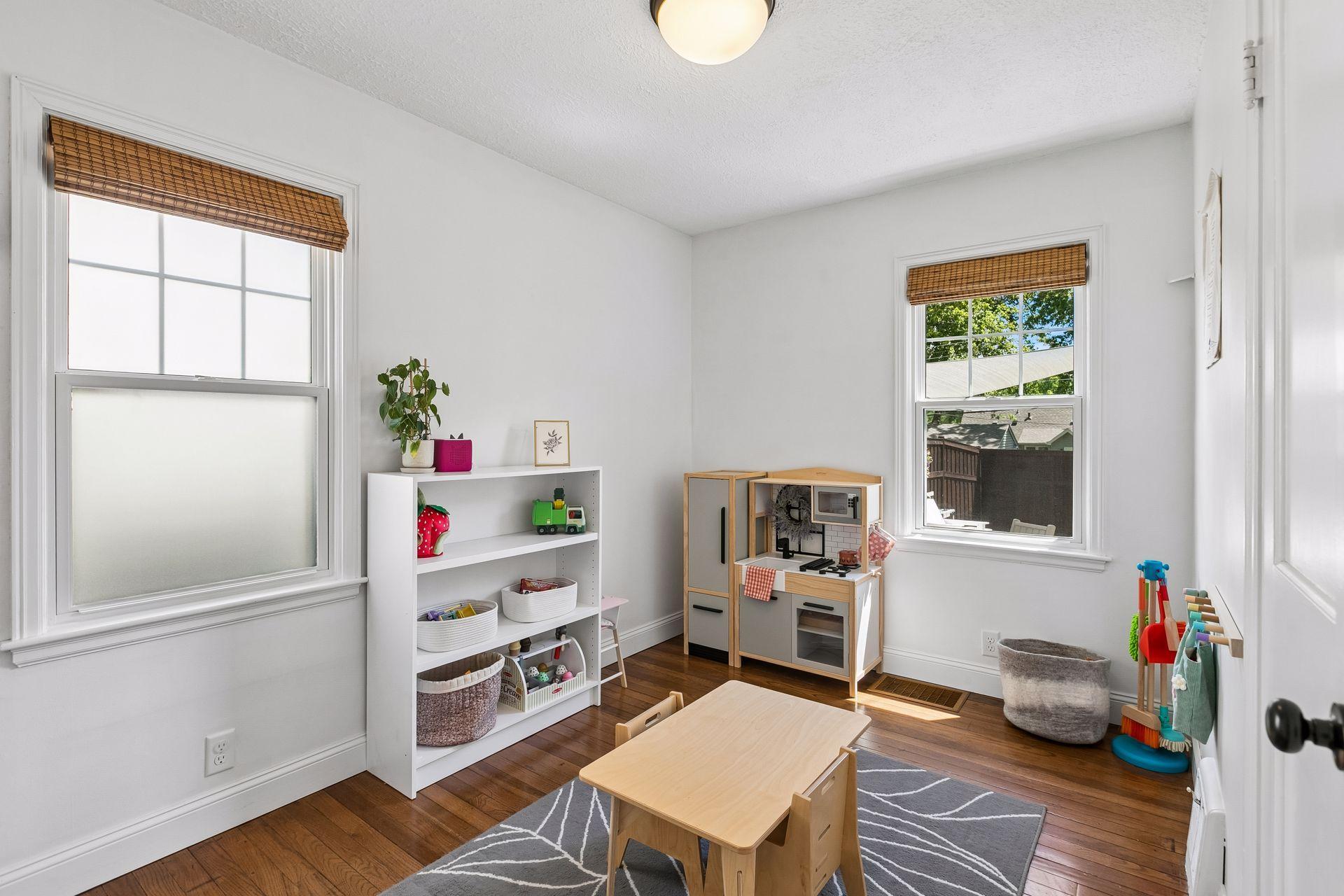 View of Residential at 2733 Georgia Avenue, Saint Louis Park MN 55426, Saint Louis Park (16 of 55) - Mike Wilen | Minnesota Team Real Estate