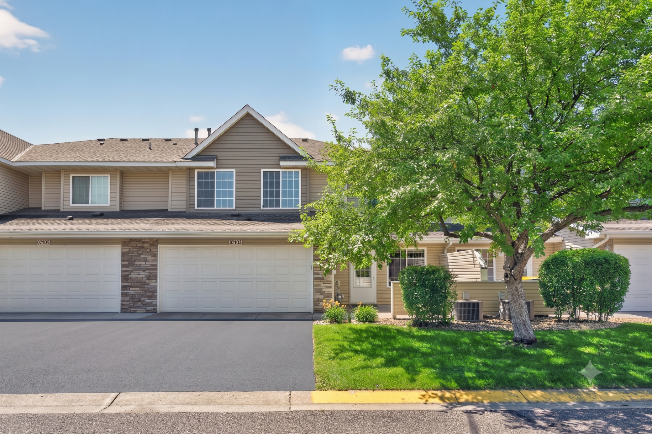 View of Residential at 10707 Unity Lane, Brooklyn Park MN 55443, Brooklyn Park (2 of 30) - Mike Wilen | Minnesota Team Real Estate