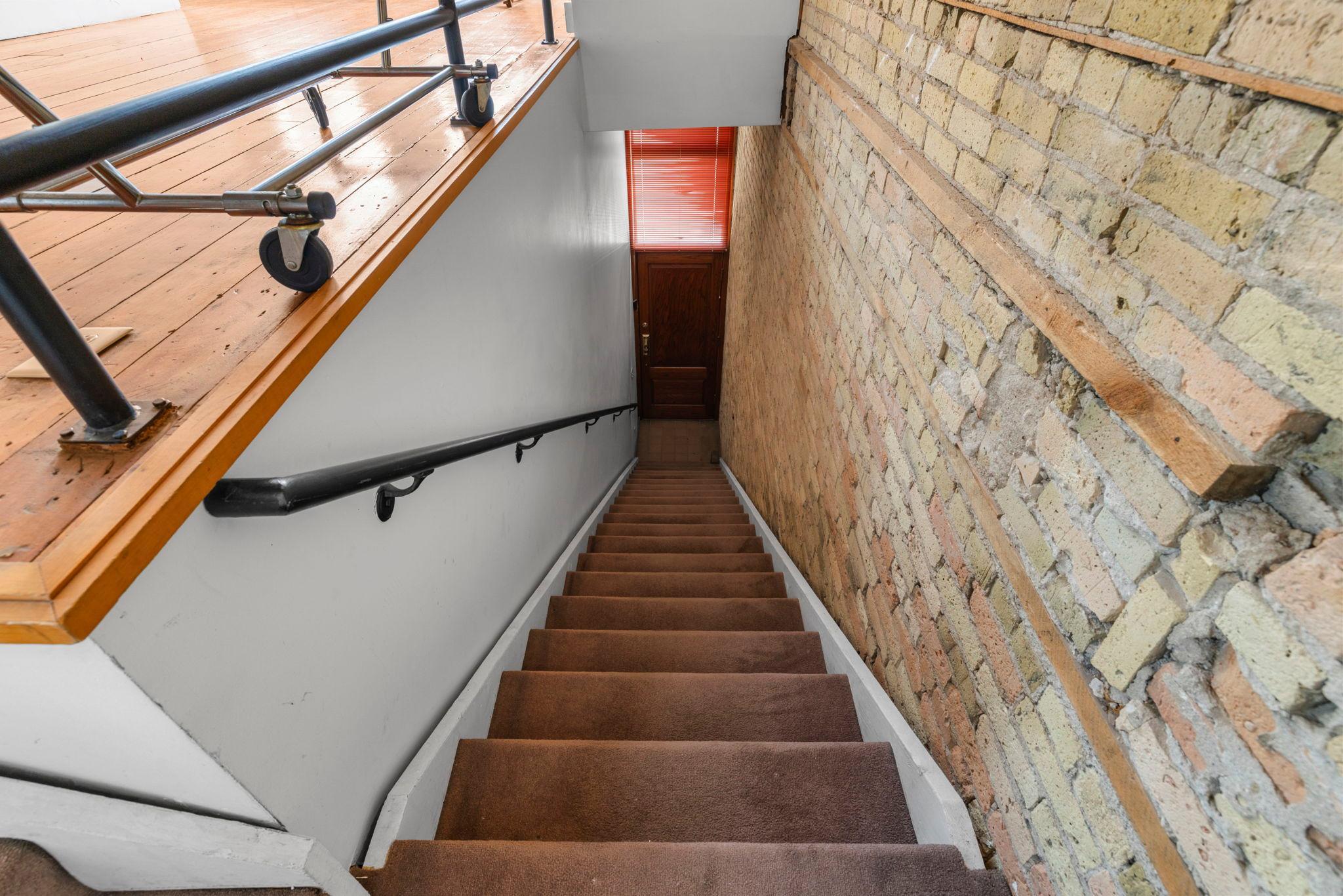View of Residential at 213 1/2 Washington Avenue, Minneapolis MN 55401, Minneapolis (5 of 45) - Mike Wilen | Minnesota Team Real Estate