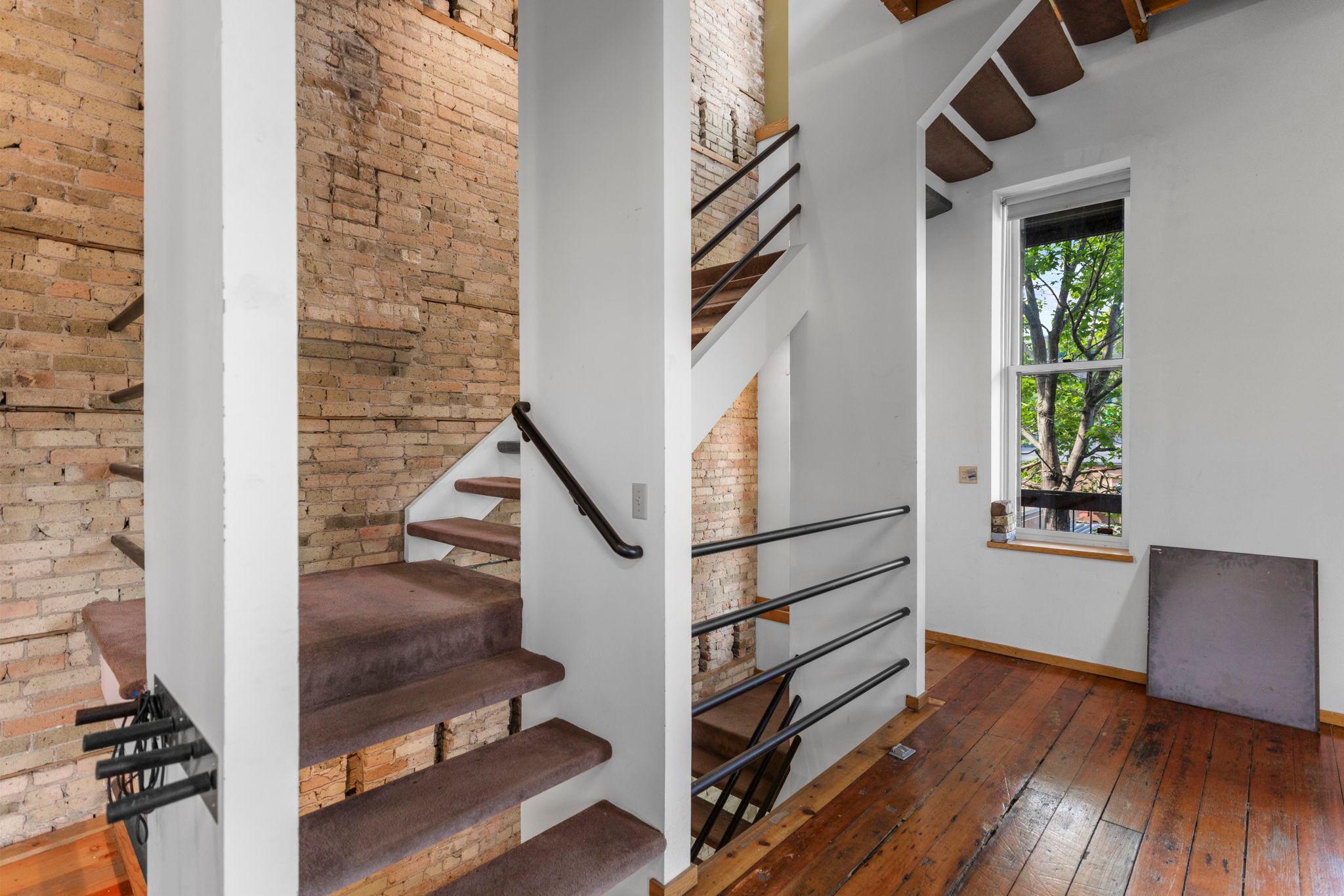 View of Residential at 213 1/2 Washington Avenue, Minneapolis MN 55401, Minneapolis (7 of 45) - Mike Wilen | Minnesota Team Real Estate