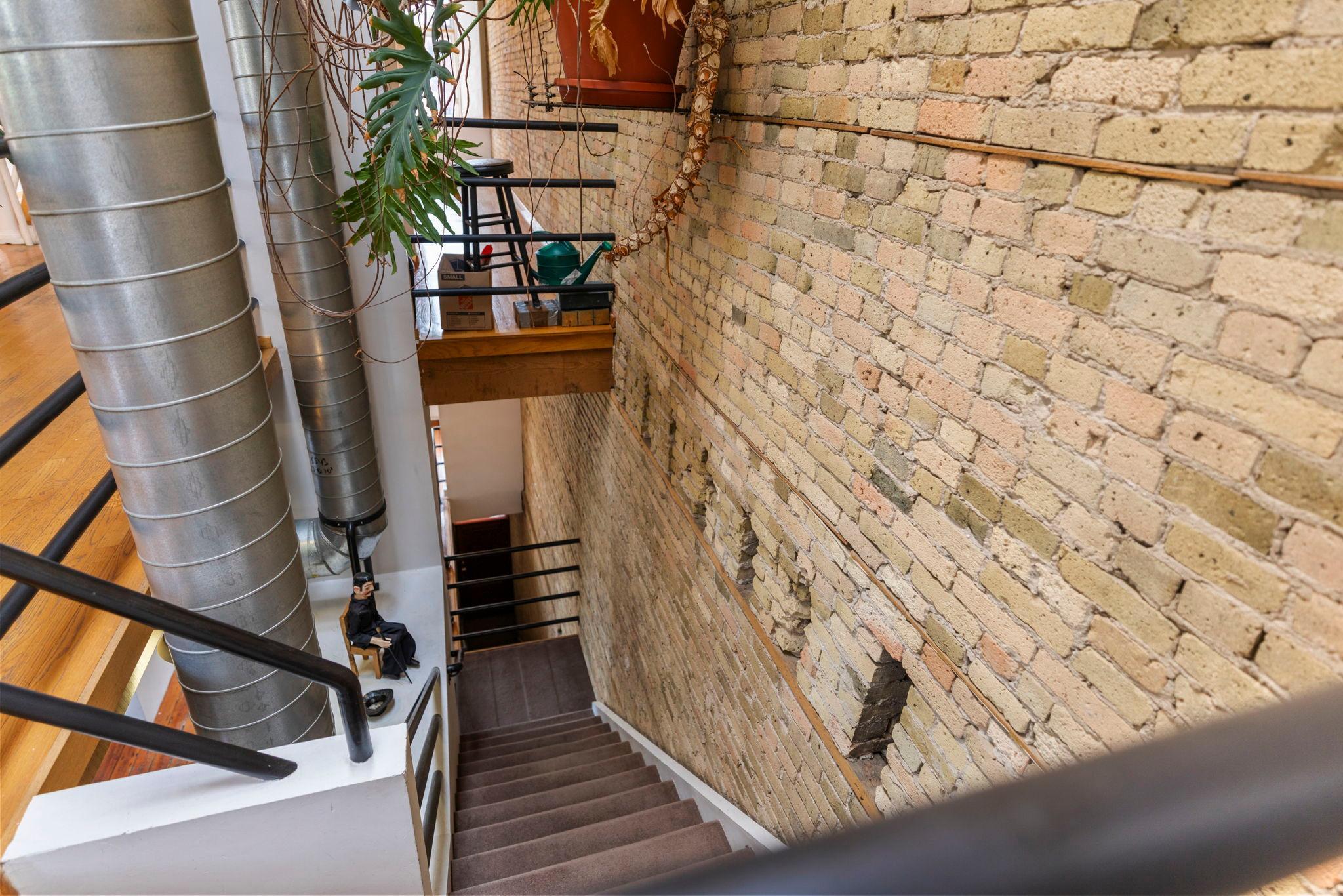 View of Residential at 213 1/2 Washington Avenue, Minneapolis MN 55401, Minneapolis (18 of 45) - Mike Wilen | Minnesota Team Real Estate