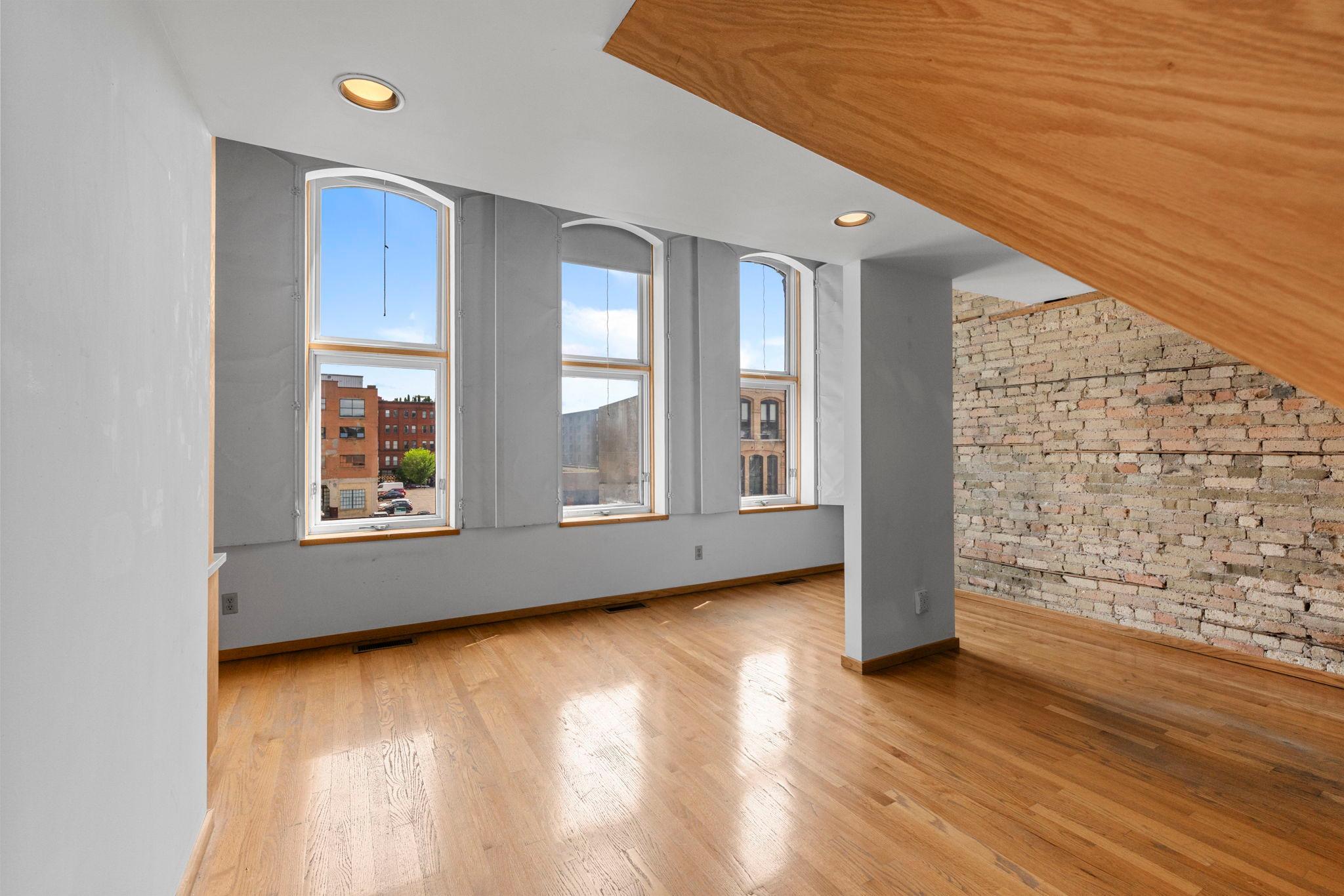 View of Residential at 213 1/2 Washington Avenue, Minneapolis MN 55401, Minneapolis (25 of 45) - Mike Wilen | Minnesota Team Real Estate