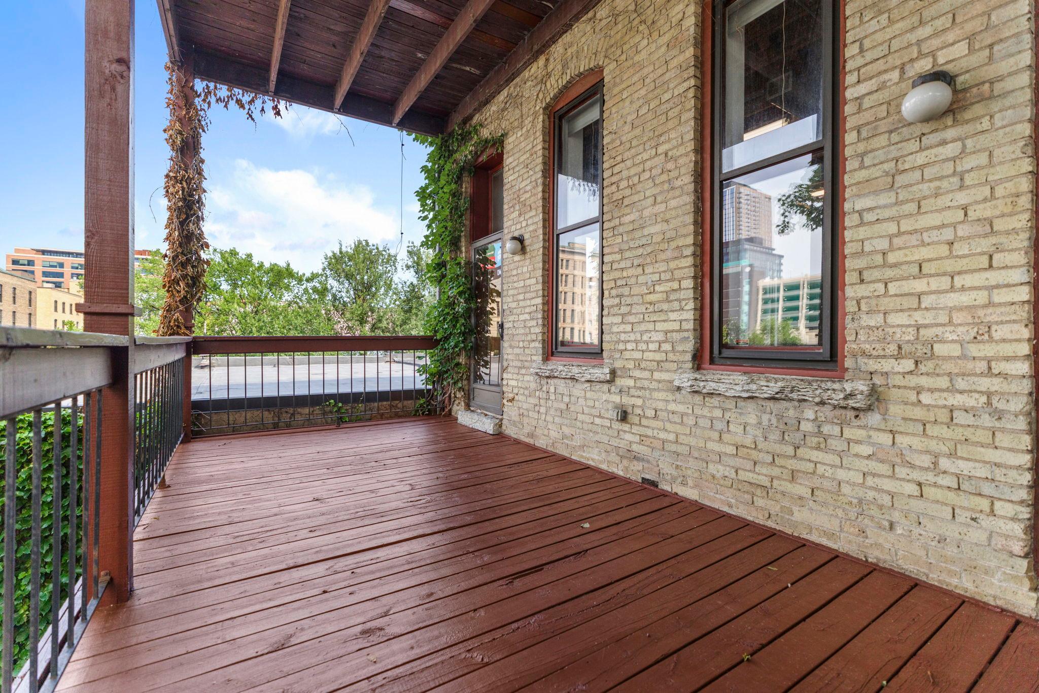 View of Residential at 213 1/2 Washington Avenue, Minneapolis MN 55401, Minneapolis (36 of 45) - Mike Wilen | Minnesota Team Real Estate