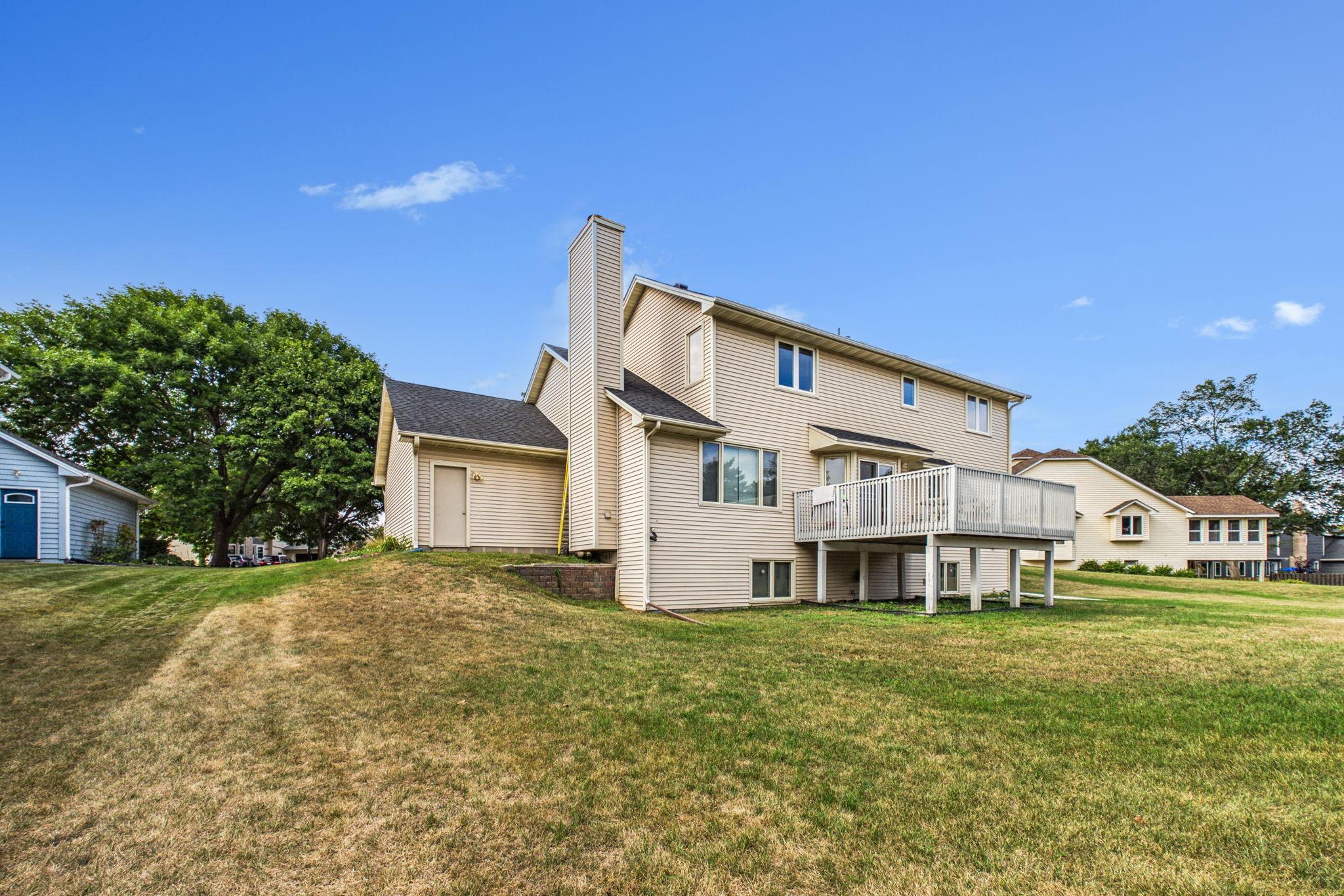 View of Residential at 9120 Barrington Terrace, Brooklyn Park MN 55443, Brooklyn Park (35 of 37) - Mike Wilen | Minnesota Team Real Estate