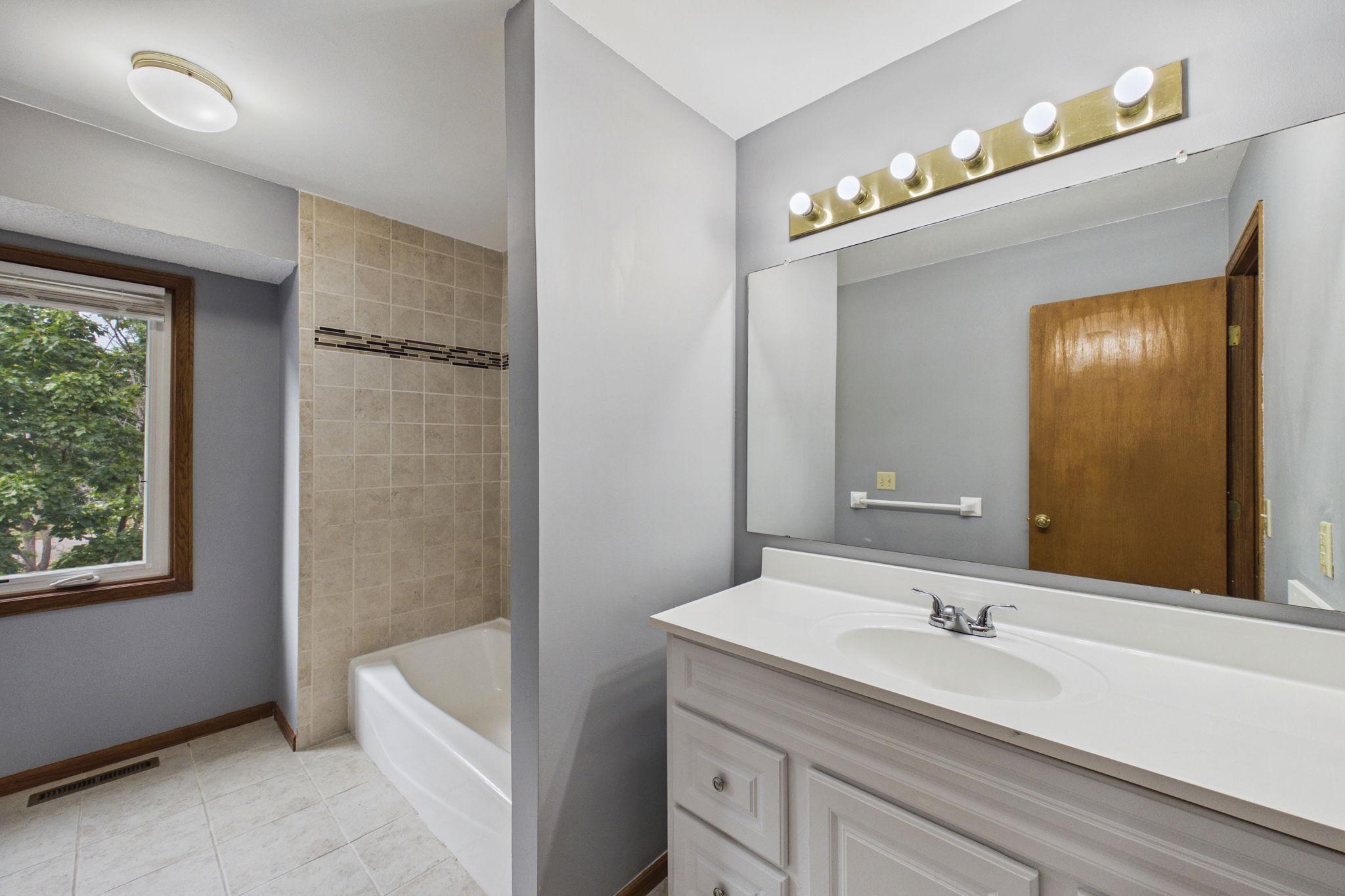 View of Residential at 9120 Barrington Terrace, Brooklyn Park MN 55443, Brooklyn Park (25 of 37) - Mike Wilen | Minnesota Team Real Estate