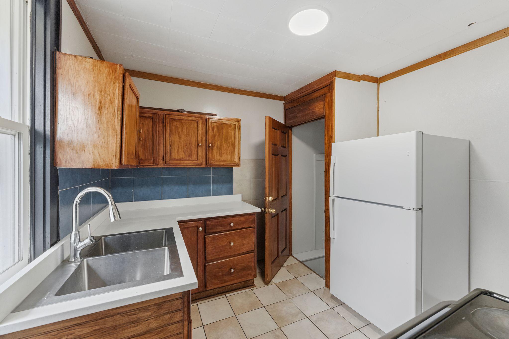 View of Residential at 3632 4th Avenue, Minneapolis MN 55409, Minneapolis (17 of 28) - Mike Wilen | Minnesota Team Real Estate