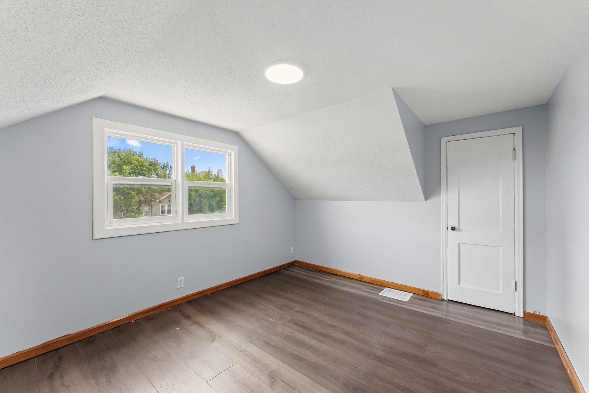 View of Residential at 3632 4th Avenue, Minneapolis MN 55409, Minneapolis (19 of 28) - Mike Wilen | Minnesota Team Real Estate