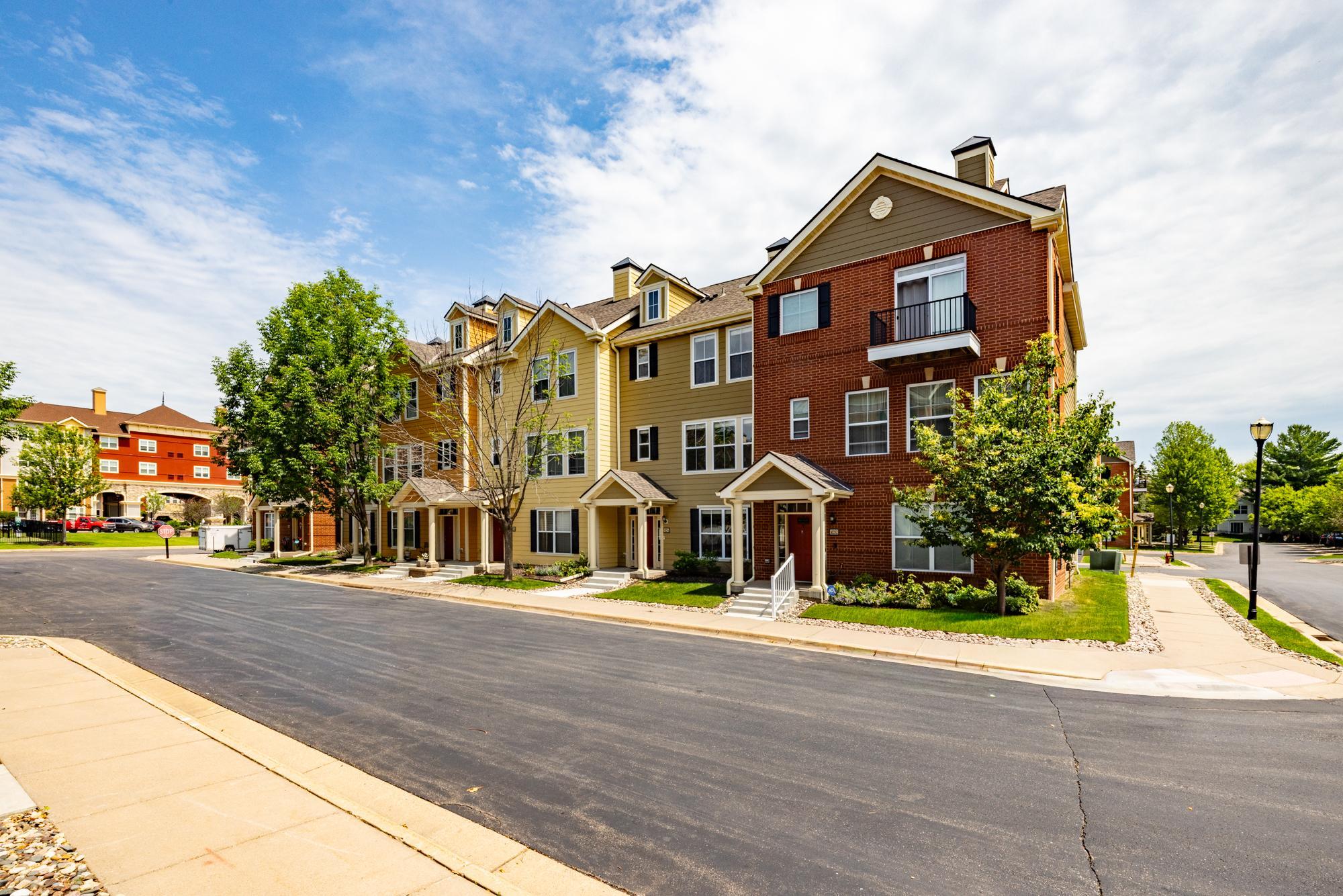 View of Residential at 10254 Bleeker Street, Woodbury MN 55129, Woodbury (56 of 97) - Mike Wilen | Minnesota Team Real Estate