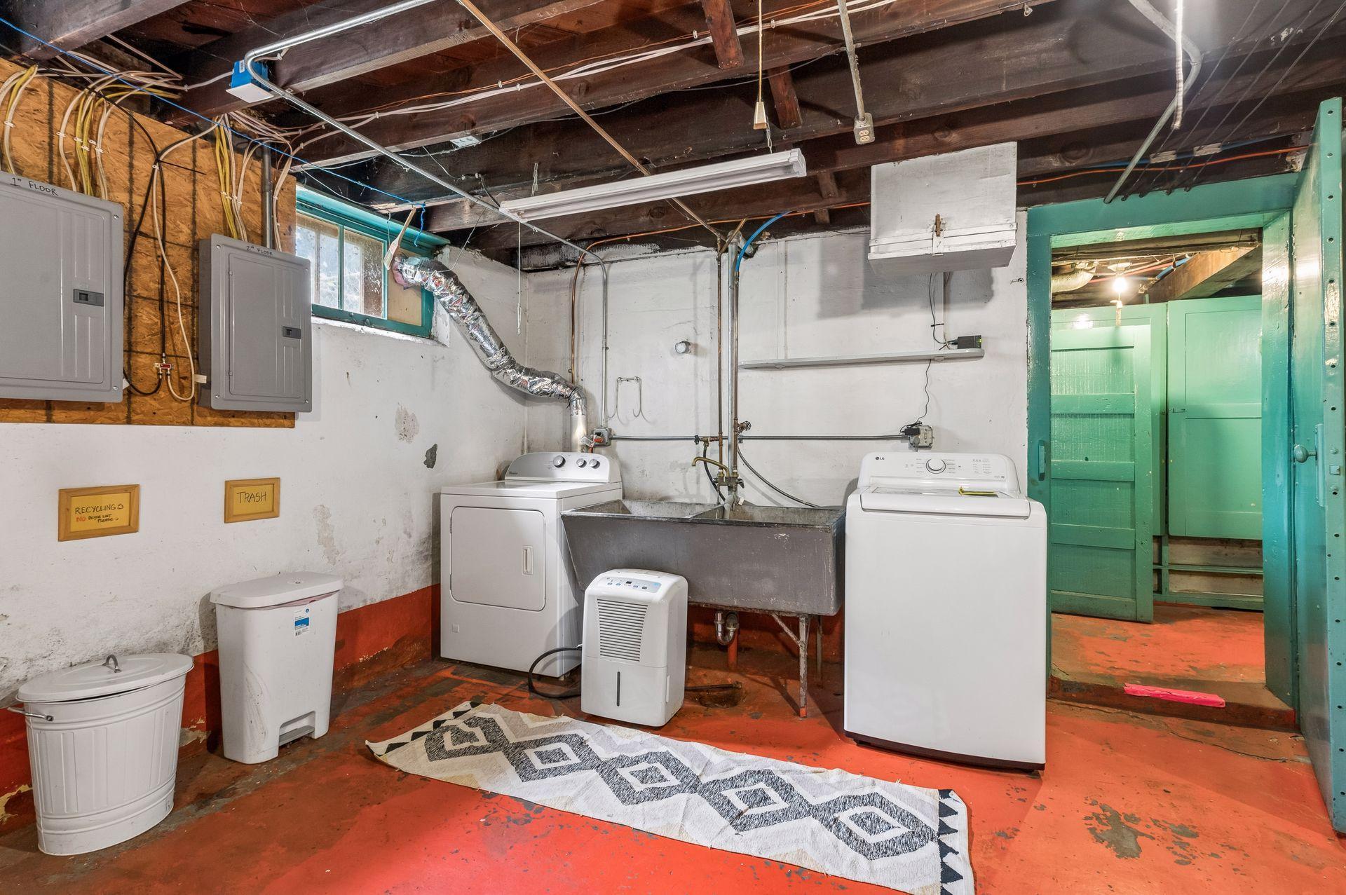 View of Residential Income at 629 Lexington Parkway, Saint Paul MN 55104, Saint Paul (35 of 45) - Mike Wilen | Minnesota Team Real Estate