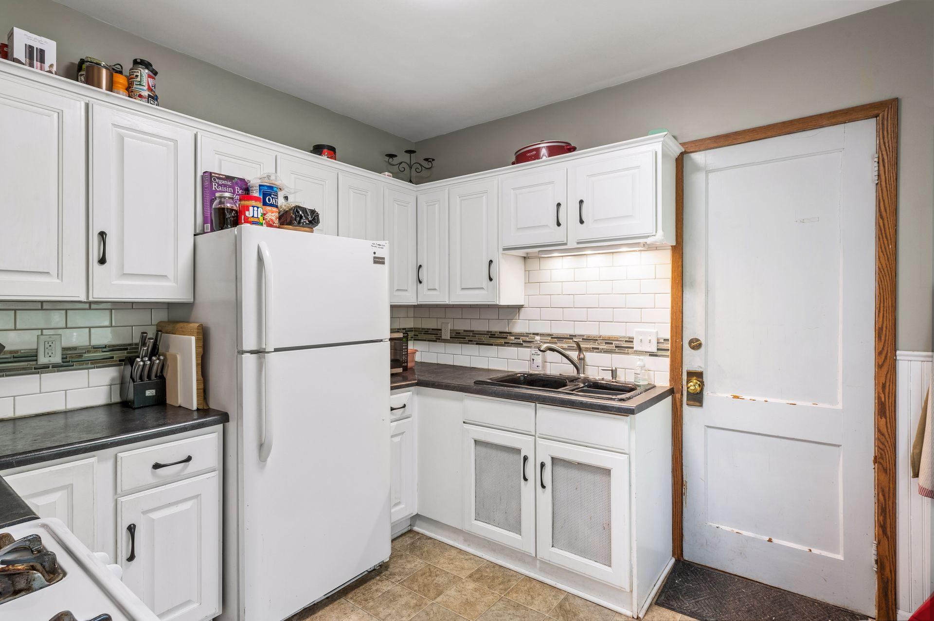View of Residential Income at 629 Lexington Parkway, Saint Paul MN 55104, Saint Paul (27 of 45) - Mike Wilen | Minnesota Team Real Estate