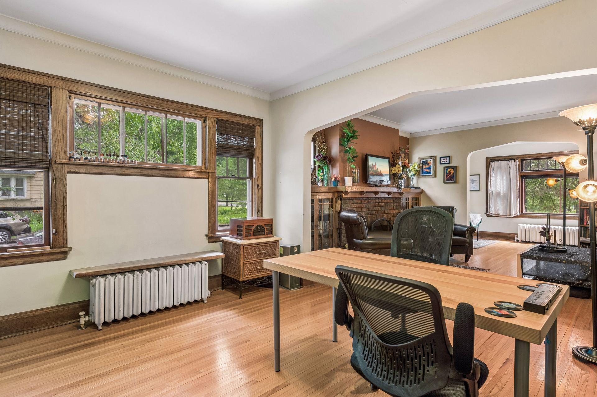 View of Residential Income at 629 Lexington Parkway, Saint Paul MN 55104, Saint Paul (10 of 45) - Mike Wilen | Minnesota Team Real Estate