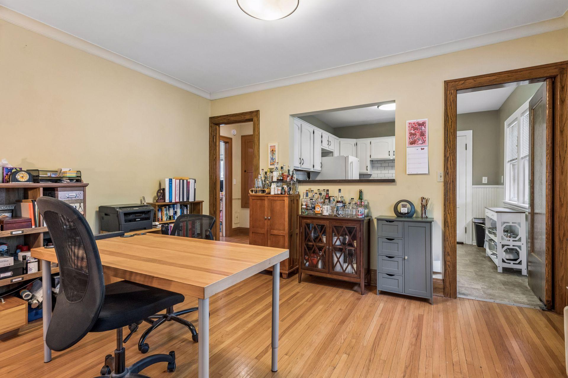View of Residential Income at 629 Lexington Parkway, Saint Paul MN 55104, Saint Paul (9 of 45) - Mike Wilen | Minnesota Team Real Estate