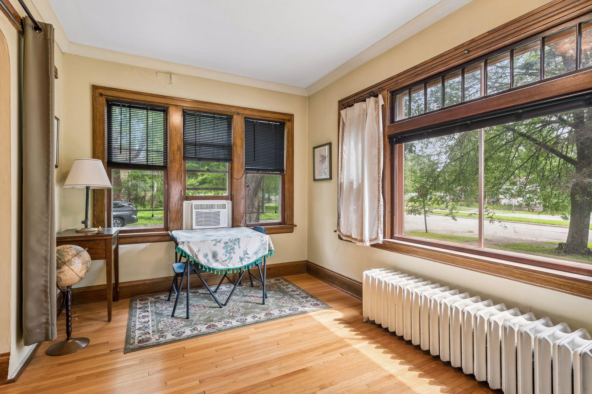View of Residential Income at 629 Lexington Parkway, Saint Paul MN 55104, Saint Paul (8 of 45) - Mike Wilen | Minnesota Team Real Estate