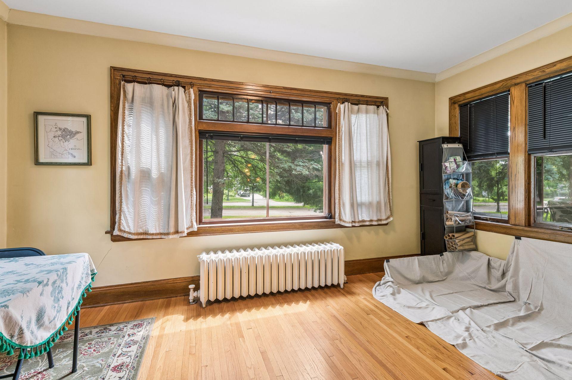 View of Residential Income at 629 Lexington Parkway, Saint Paul MN 55104, Saint Paul (6 of 45) - Mike Wilen | Minnesota Team Real Estate