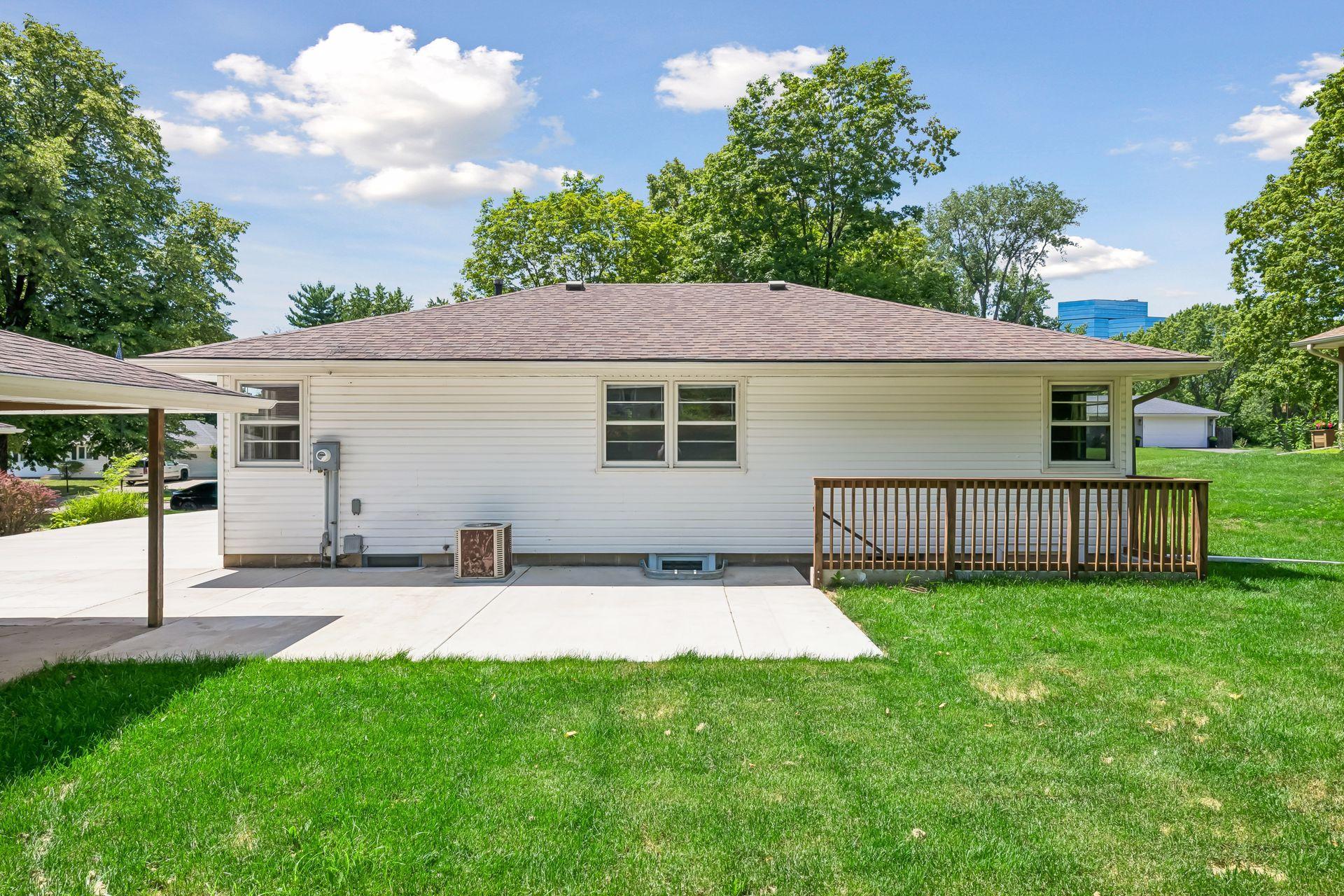View of Residential at 8209 Beard Road, Bloomington MN 55431, Bloomington (40 of 42) - Mike Wilen | Minnesota Team Real Estate