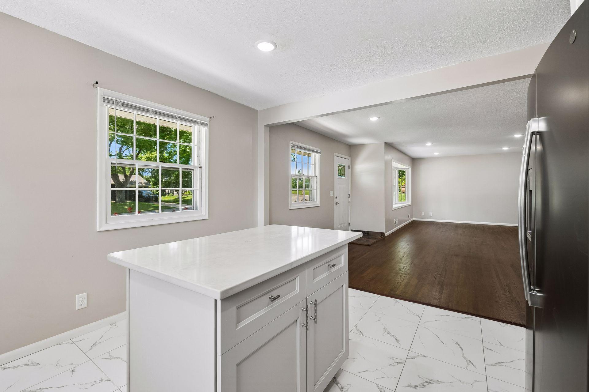 View of Residential at 8209 Beard Road, Bloomington MN 55431, Bloomington (17 of 42) - Mike Wilen | Minnesota Team Real Estate