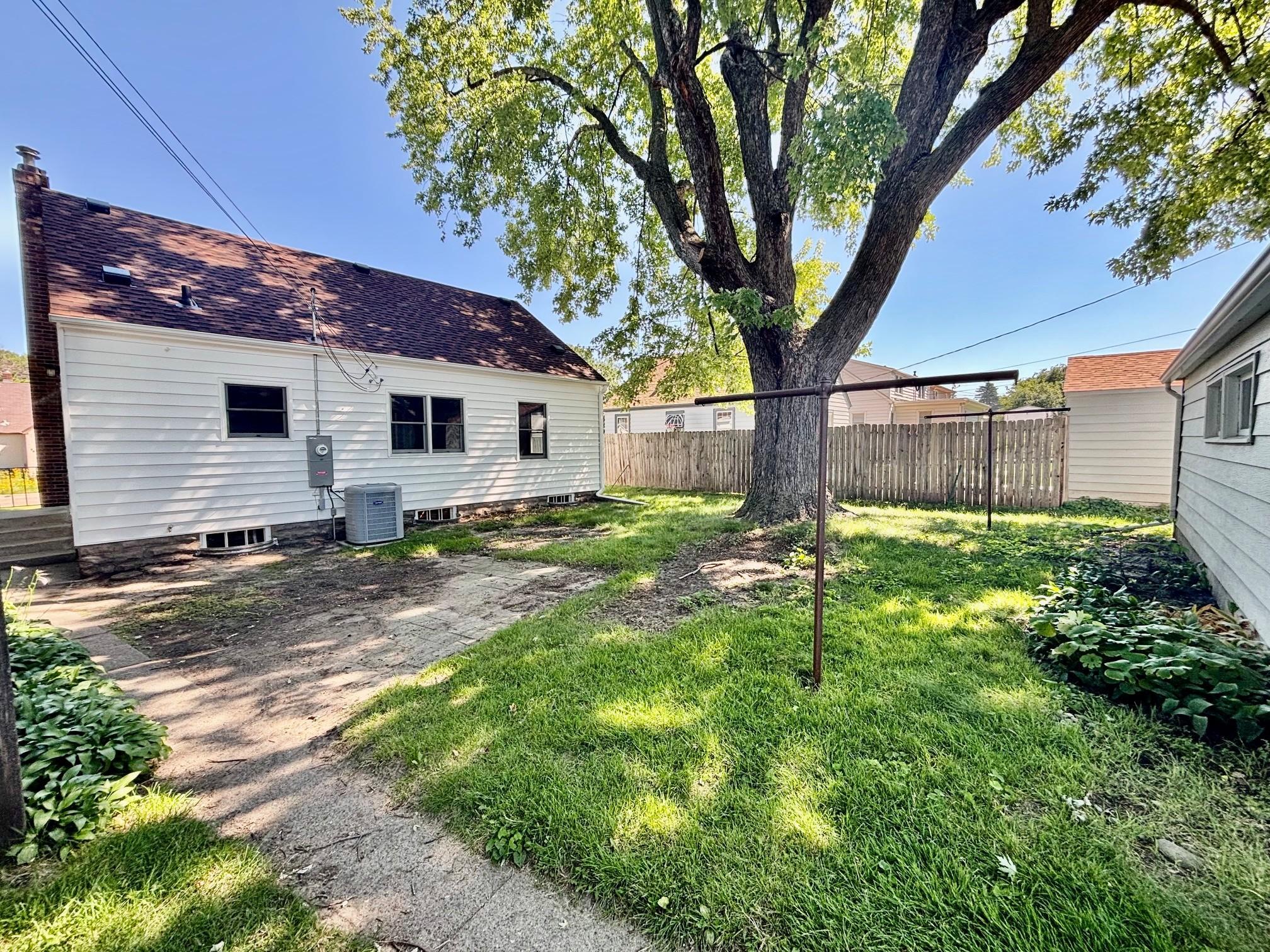 View of Residential at 180 Bernard Street, West Saint Paul MN 55118, West Saint Paul (15 of 16) - Mike Wilen | Minnesota Team Real Estate