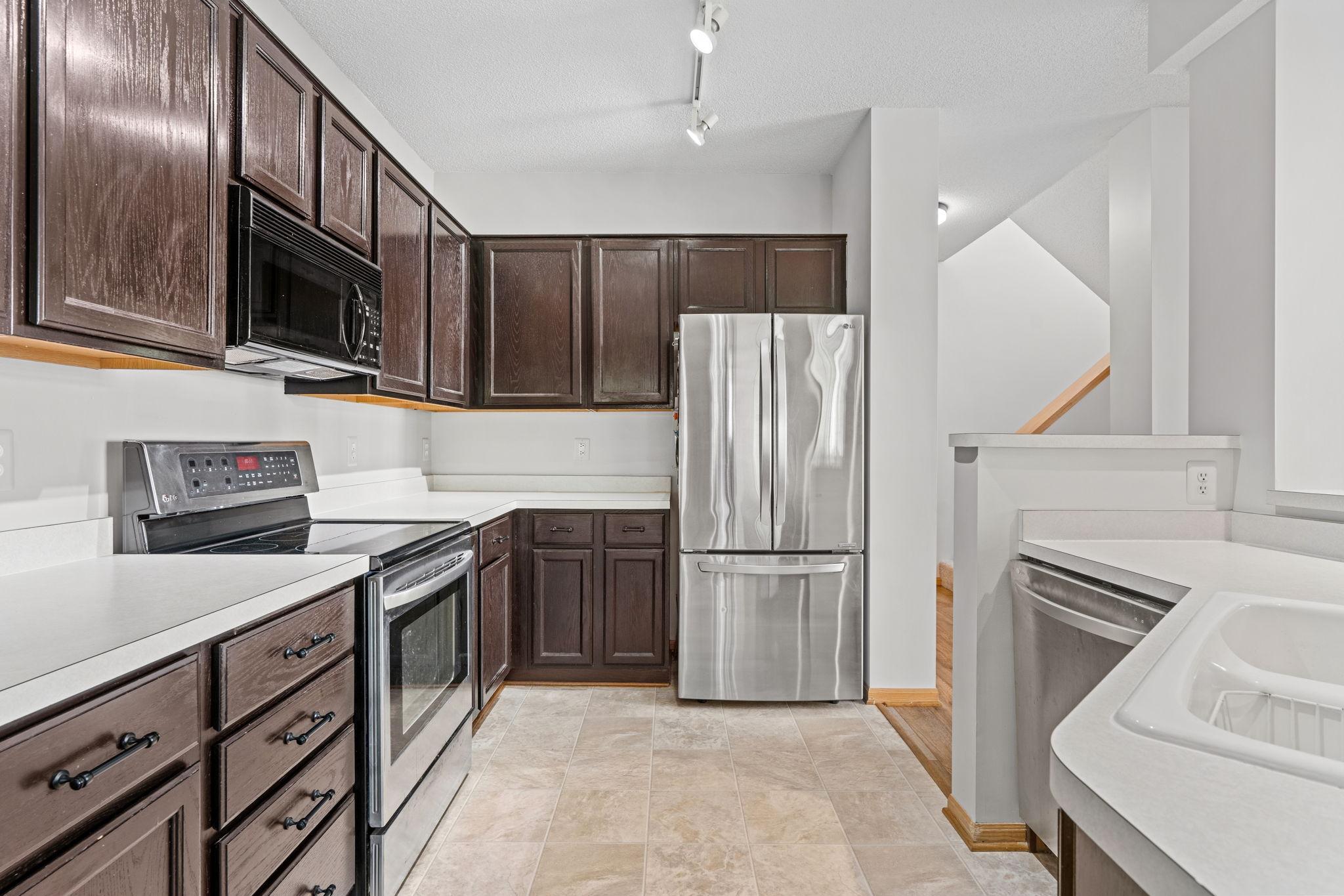 View of Residential at 208 Christenson Way, Fridley MN 55432, Fridley (15 of 40) - Mike Wilen | Minnesota Team Real Estate