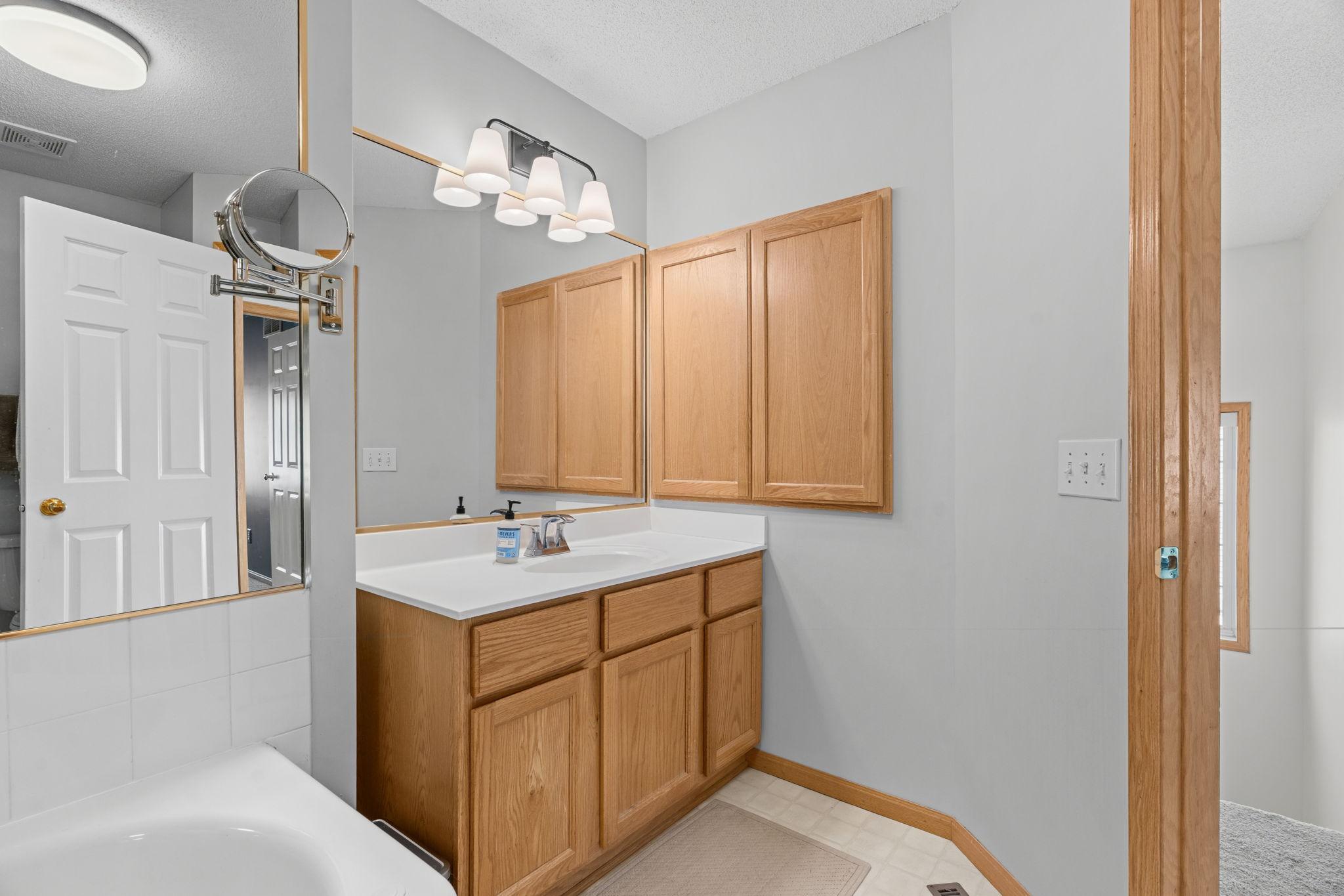View of Residential at 208 Christenson Way, Fridley MN 55432, Fridley (26 of 40) - Mike Wilen | Minnesota Team Real Estate