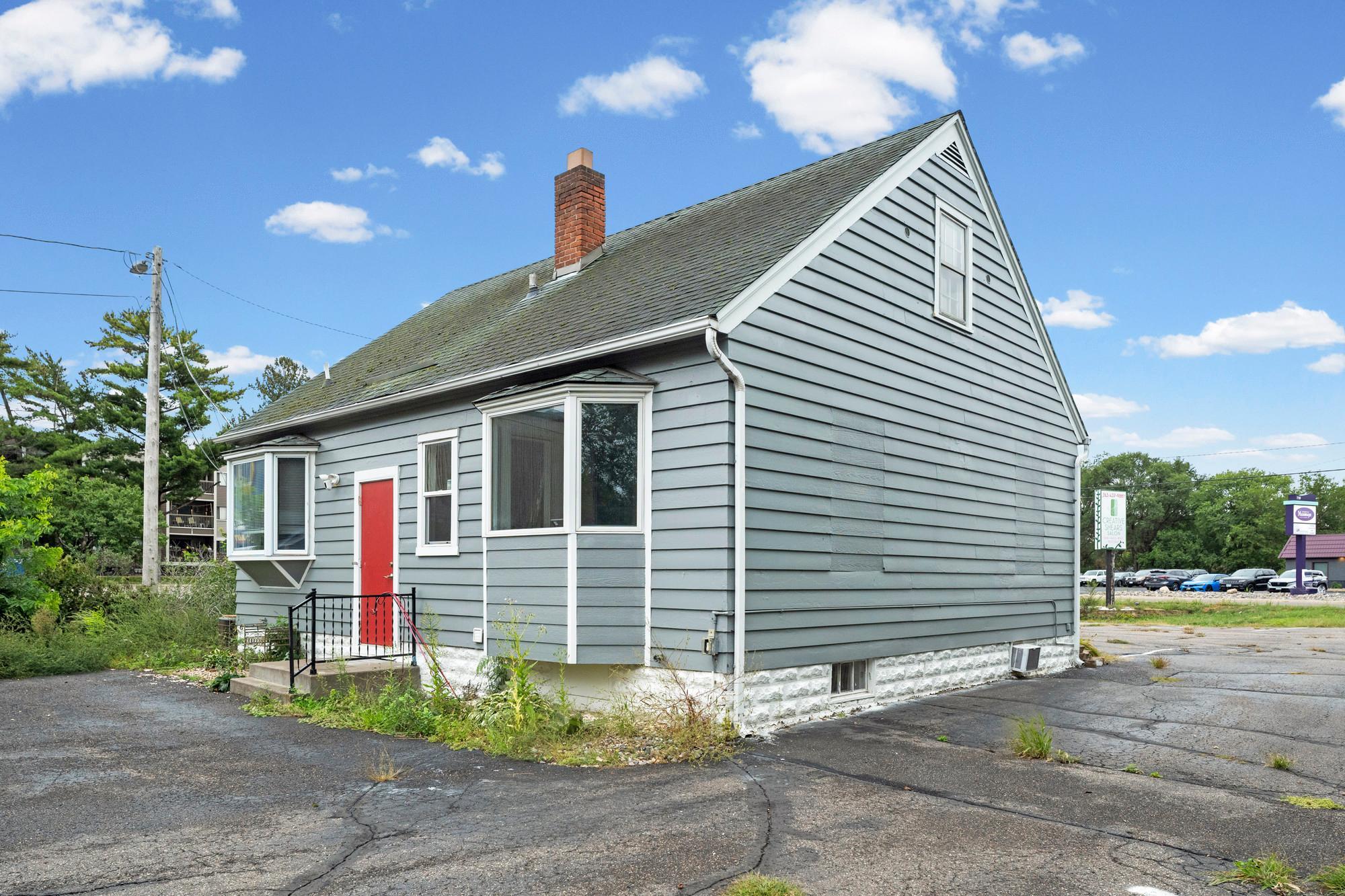 View of Commercial Sale at 721 River Road, Anoka MN 55303, Anoka (5 of 28) - Mike Wilen | Minnesota Team Real Estate