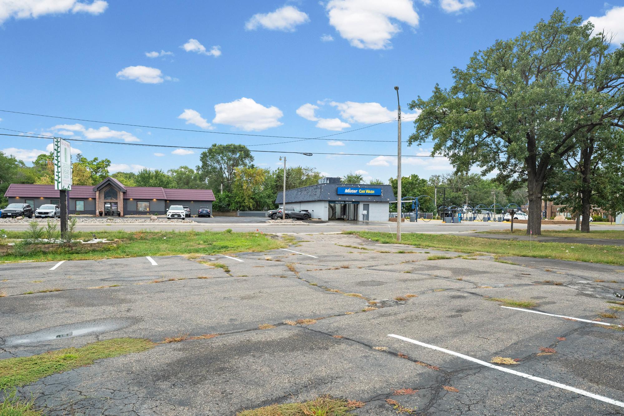 View of Commercial Sale at 721 River Road, Anoka MN 55303, Anoka (24 of 28) - Mike Wilen | Minnesota Team Real Estate