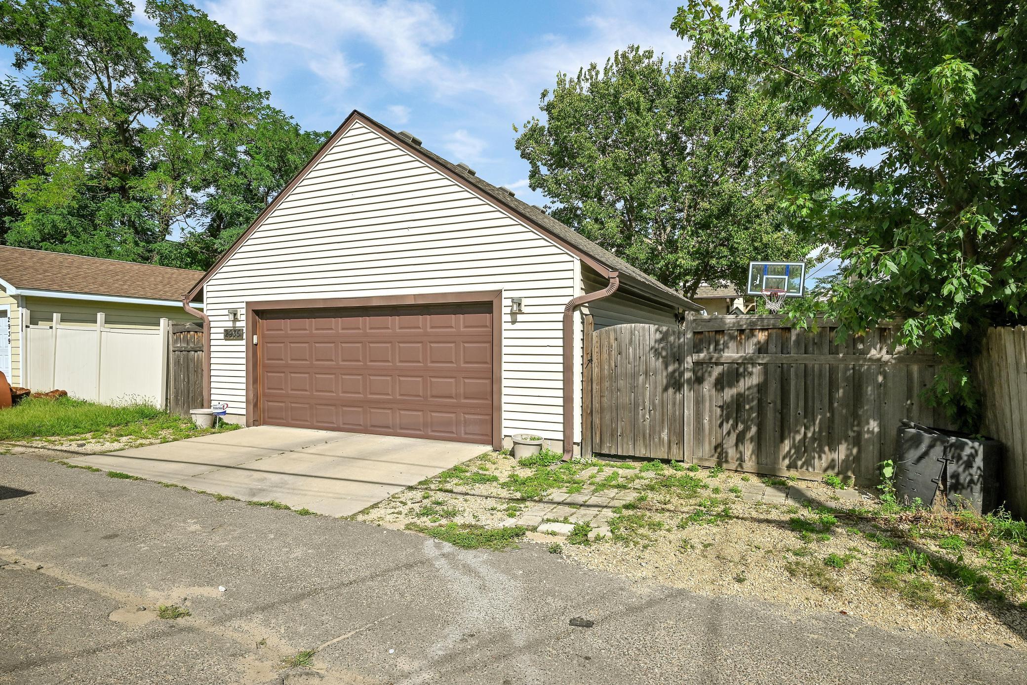View of Residential at 2935 Morgan Avenue, Minneapolis MN 55411, Minneapolis (23 of 27) - Mike Wilen | Minnesota Team Real Estate