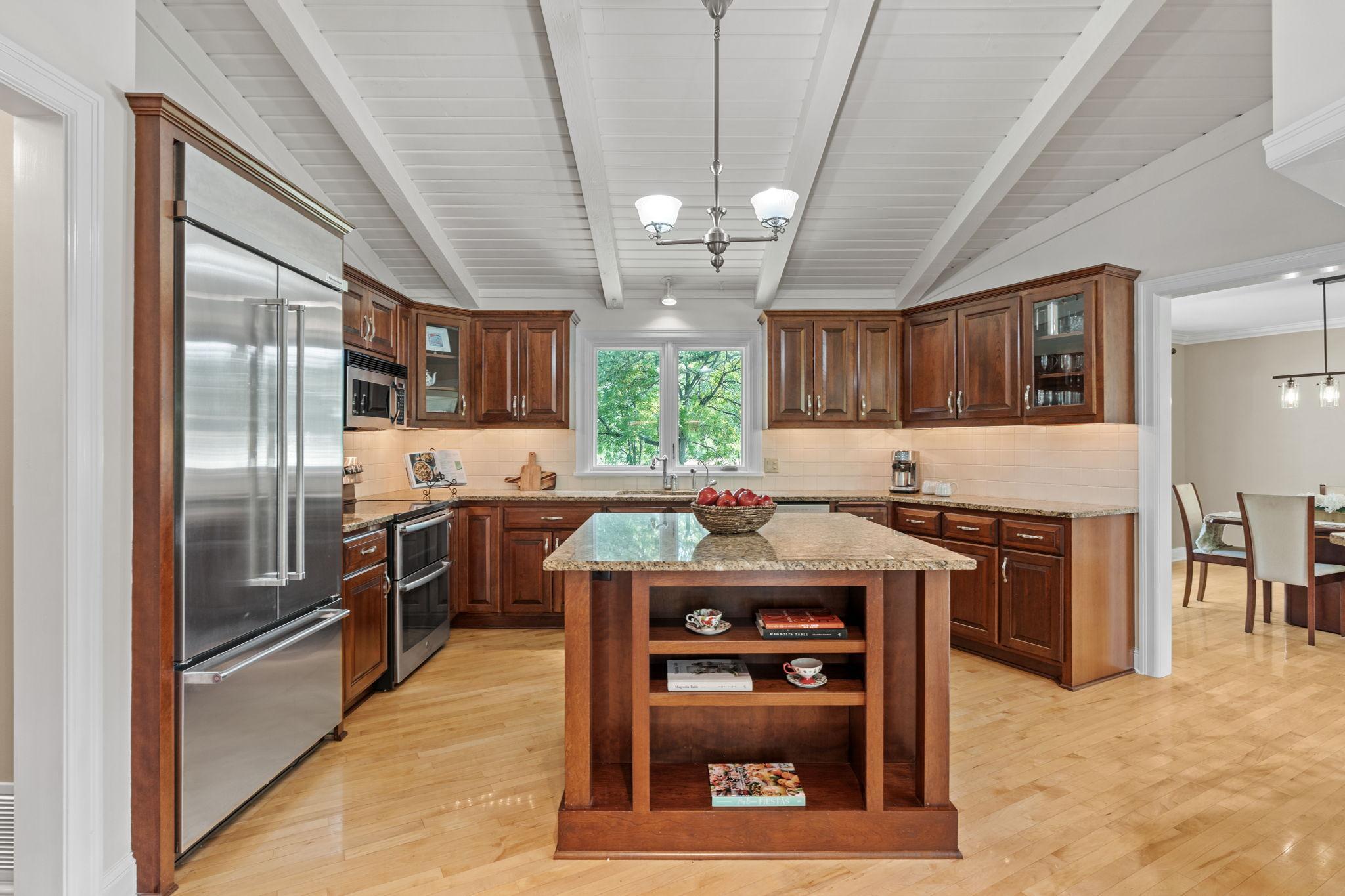 View of Residential at 592 County Road 24, Wayzata MN 55391, Wayzata (25 of 60) - Mike Wilen | Minnesota Team Real Estate