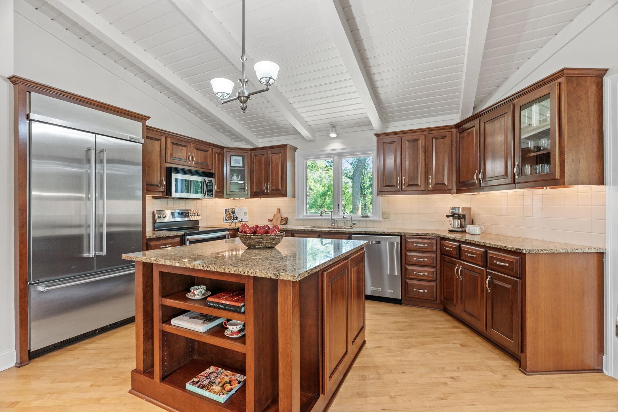 View of Residential at 592 County Road 24, Wayzata MN 55391, Wayzata (24 of 60) - Mike Wilen | Minnesota Team Real Estate