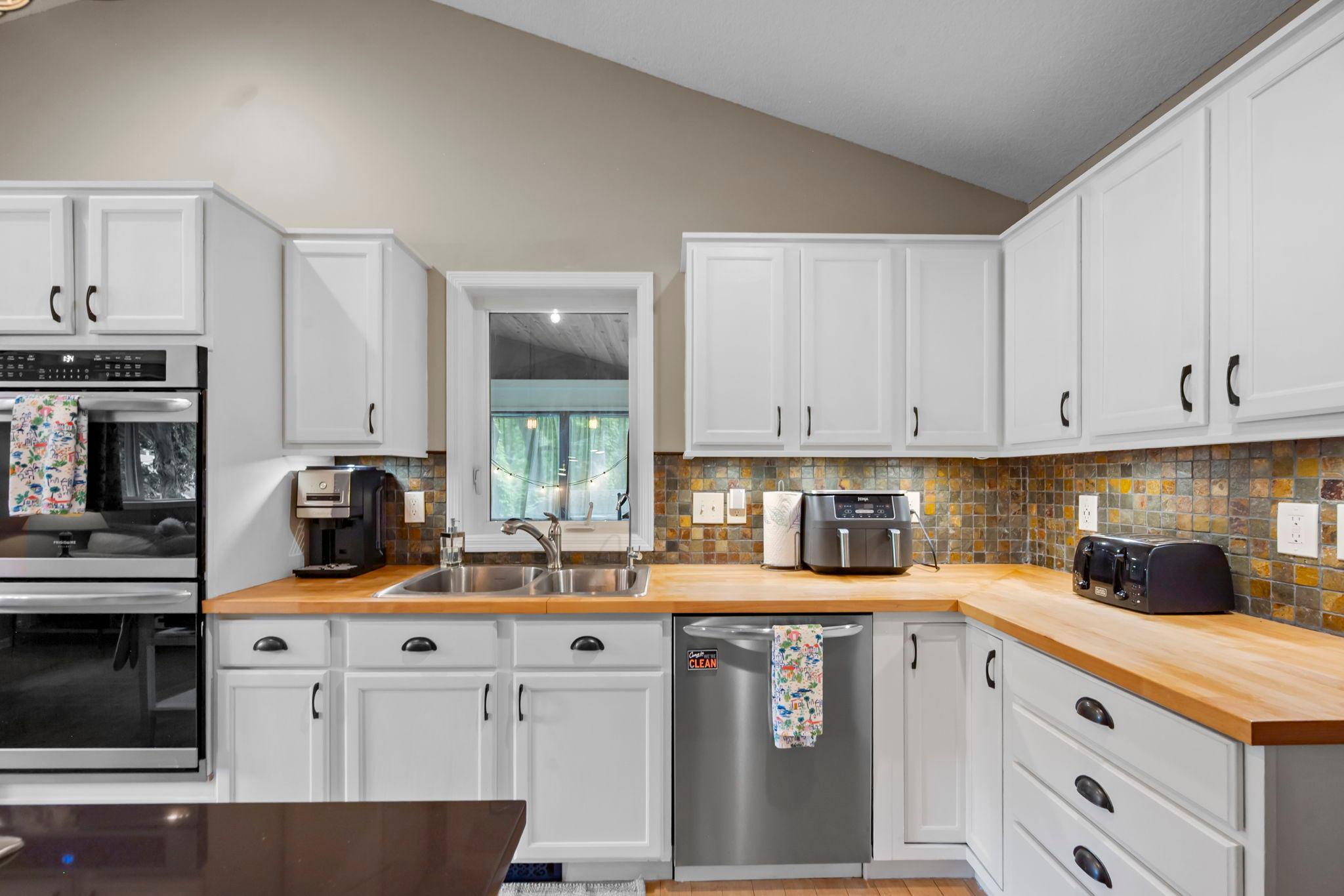 View of Residential at 3067 Alexander Lane, Mound MN 55364, Mound (8 of 30) - Mike Wilen | Minnesota Team Real Estate