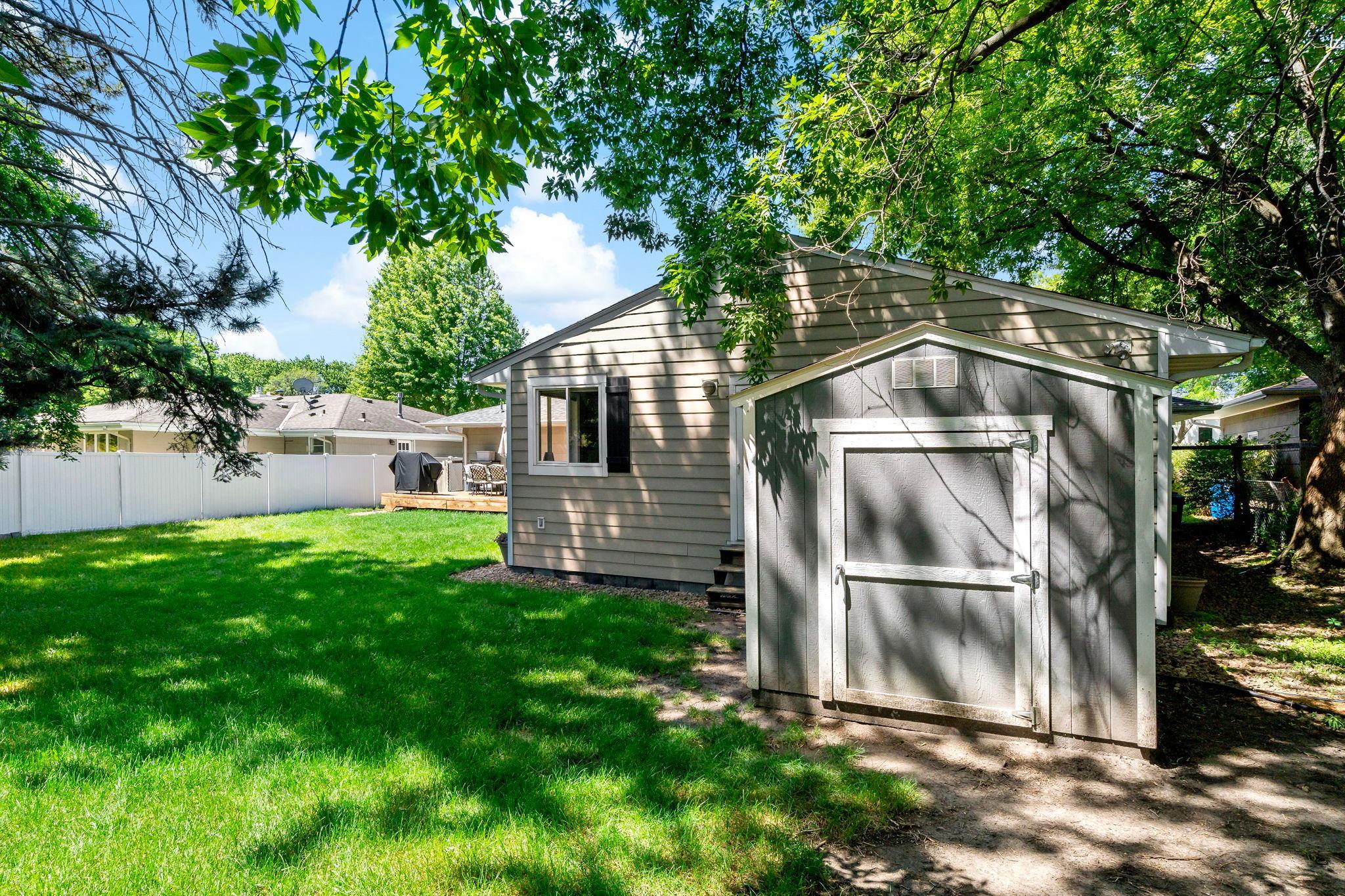 View of Residential at 6017 Birchcrest Drive, Edina MN 55436, Edina (24 of 30) - Mike Wilen | Minnesota Team Real Estate