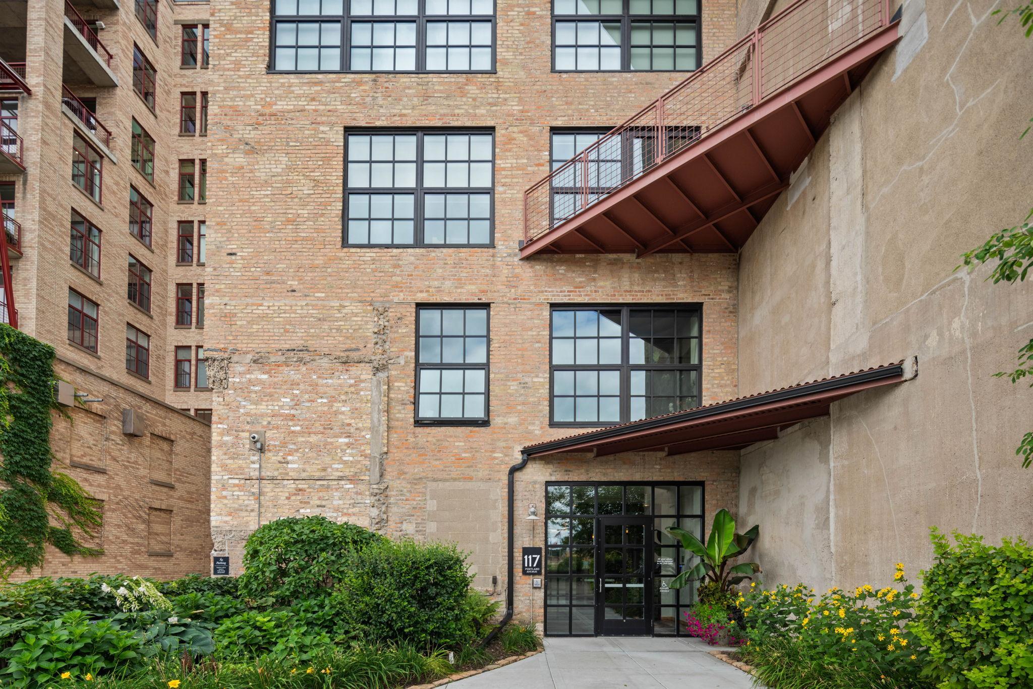 View of Residential at 117 Portland Avenue #302, Minneapolis MN 55401, Minneapolis (97 of 101) - Mike Wilen | Minnesota Team Real Estate