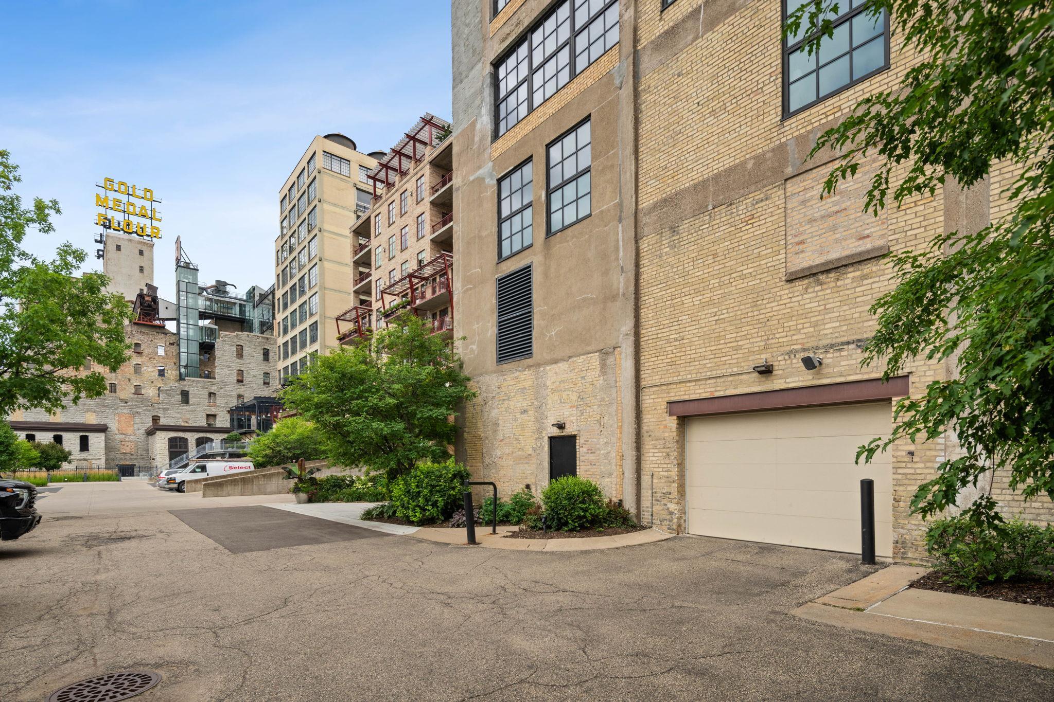 View of Residential at 117 Portland Avenue #302, Minneapolis MN 55401, Minneapolis (96 of 101) - Mike Wilen | Minnesota Team Real Estate