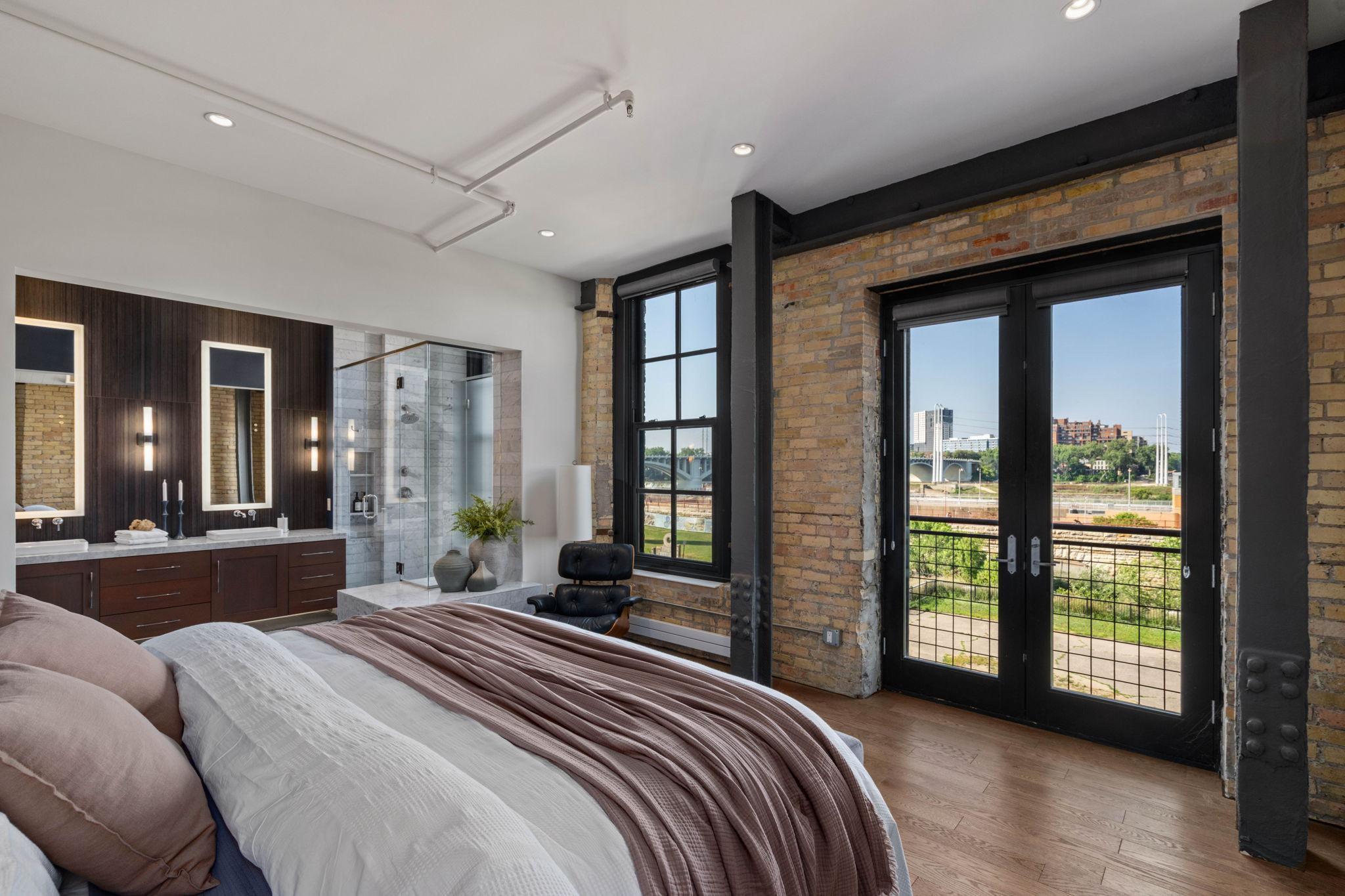 View of Residential at 117 Portland Avenue #302, Minneapolis MN 55401, Minneapolis (75 of 101) - Mike Wilen | Minnesota Team Real Estate