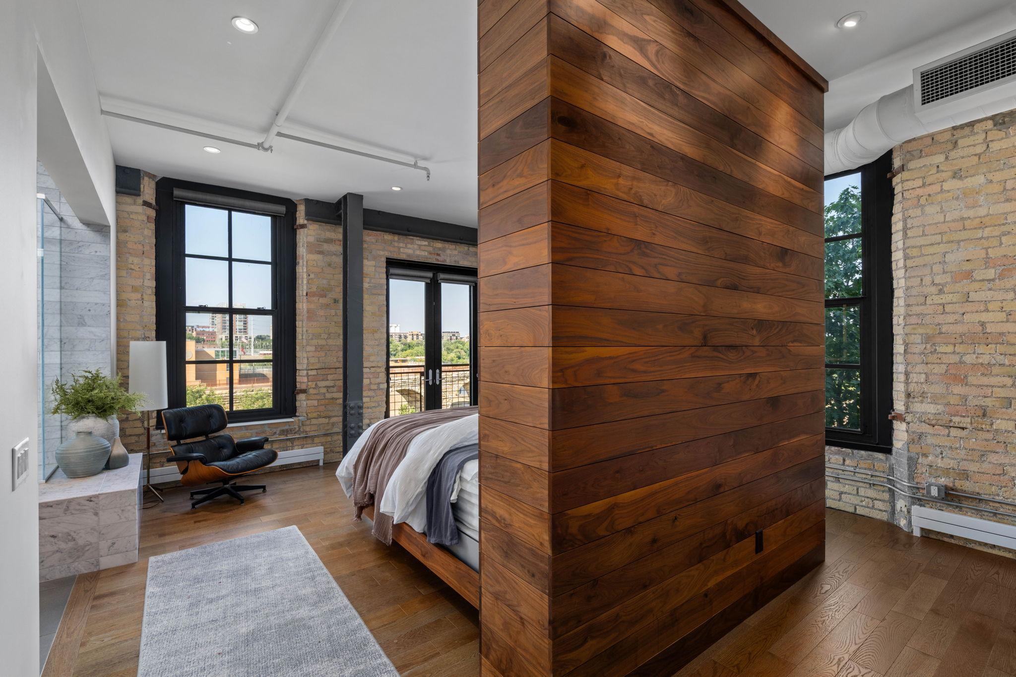 View of Residential at 117 Portland Avenue #302, Minneapolis MN 55401, Minneapolis (74 of 101) - Mike Wilen | Minnesota Team Real Estate