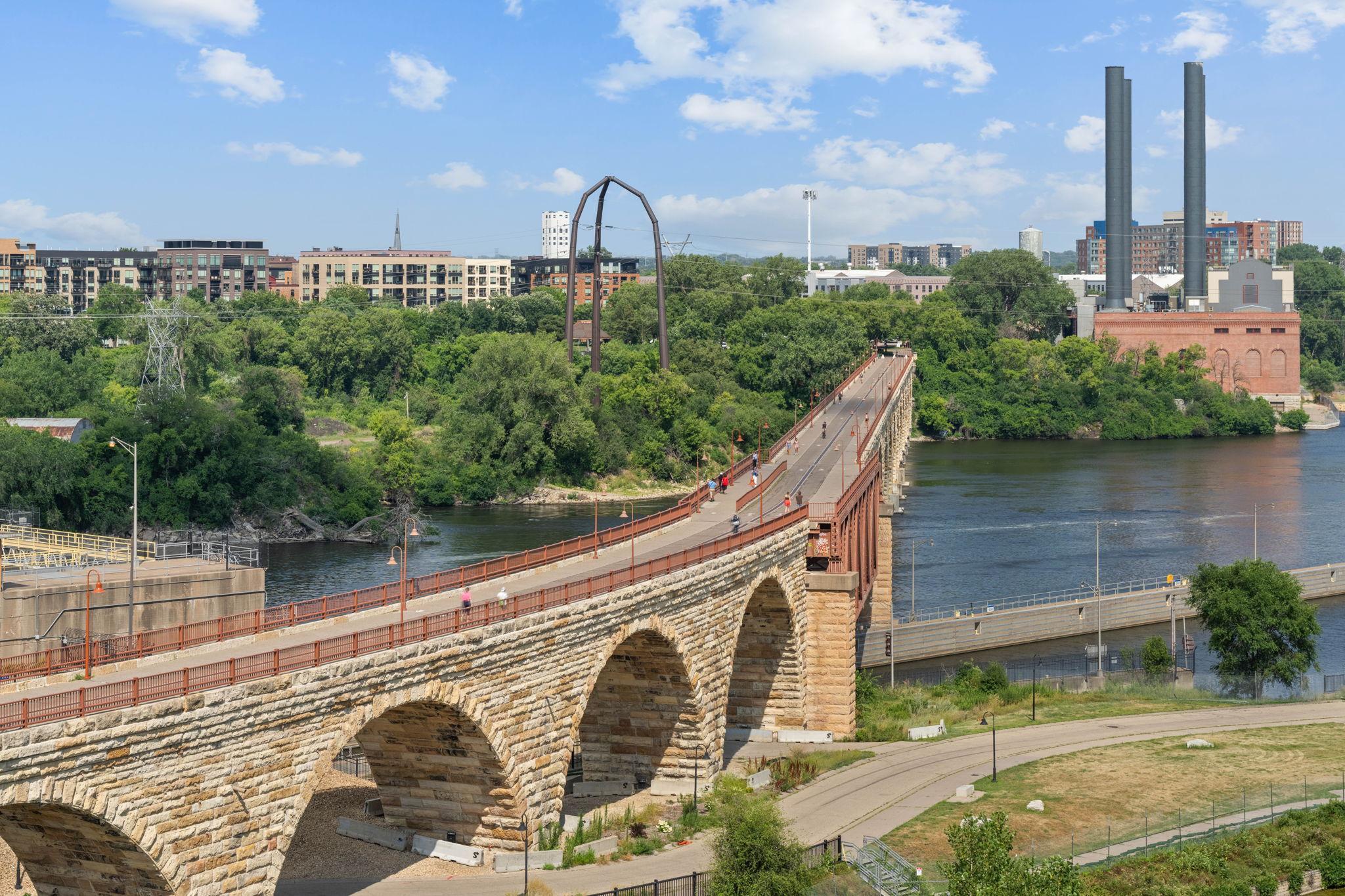 View of Residential at 117 Portland Avenue #302, Minneapolis MN 55401, Minneapolis (60 of 101) - Mike Wilen | Minnesota Team Real Estate