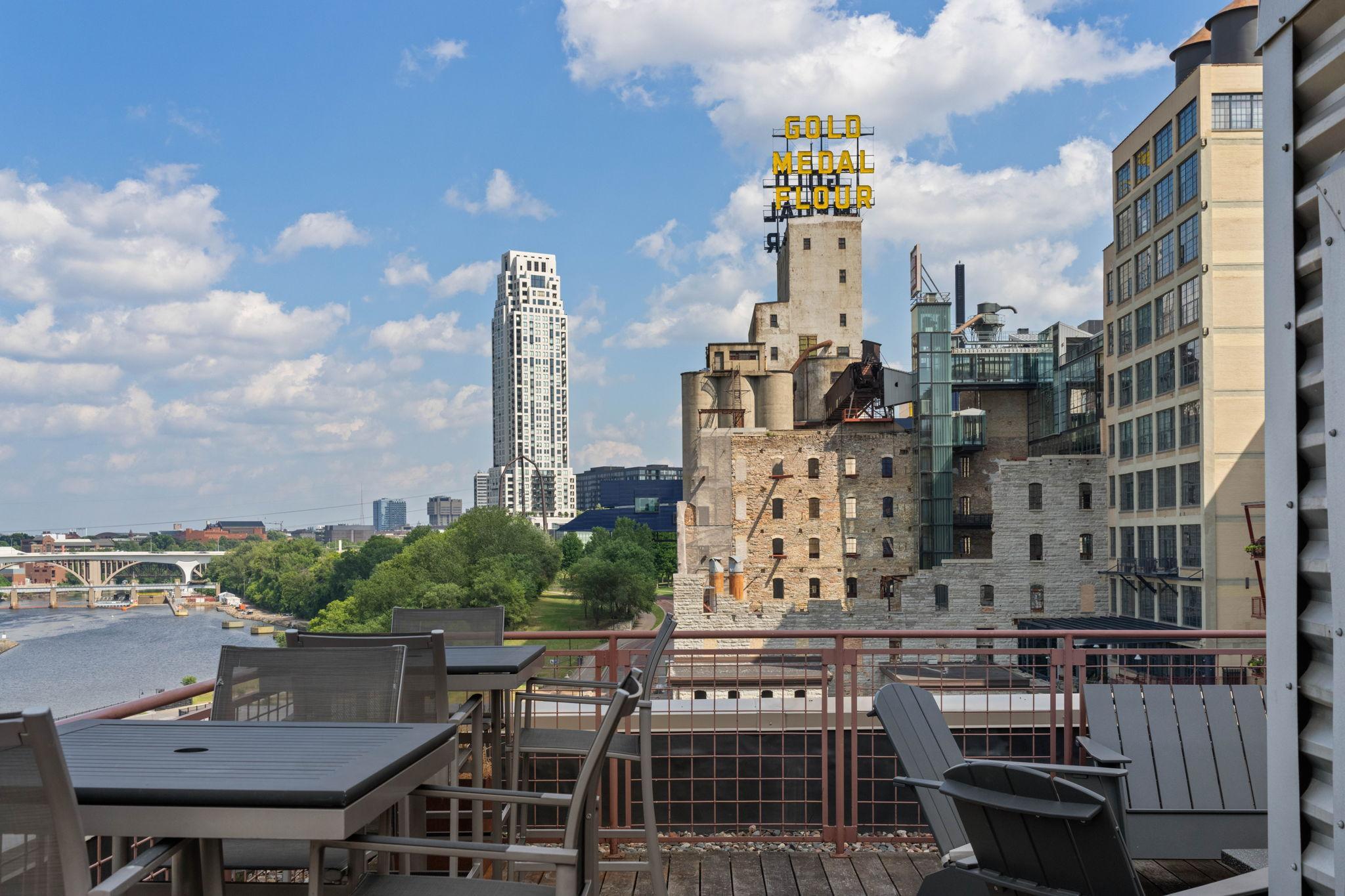 View of Residential at 117 Portland Avenue #302, Minneapolis MN 55401, Minneapolis (55 of 101) - Mike Wilen | Minnesota Team Real Estate