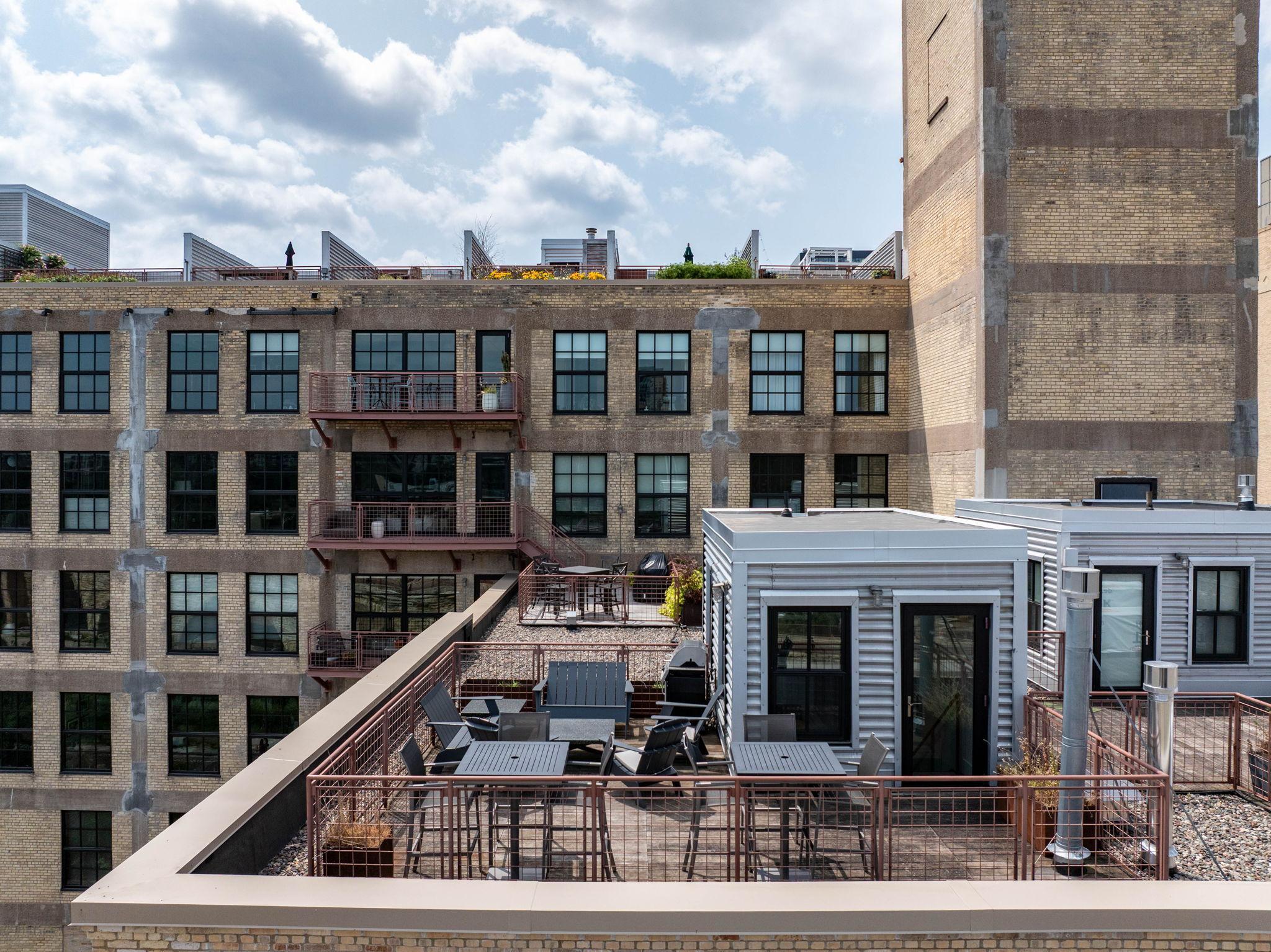 View of Residential at 117 Portland Avenue #302, Minneapolis MN 55401, Minneapolis (51 of 101) - Mike Wilen | Minnesota Team Real Estate