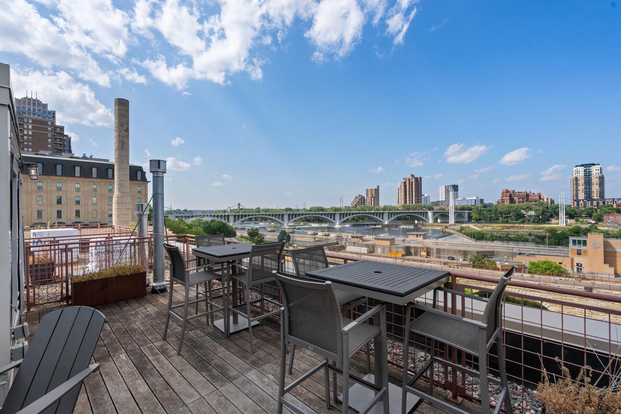 View of Residential at 117 Portland Avenue #302, Minneapolis MN 55401, Minneapolis (47 of 101) - Mike Wilen | Minnesota Team Real Estate