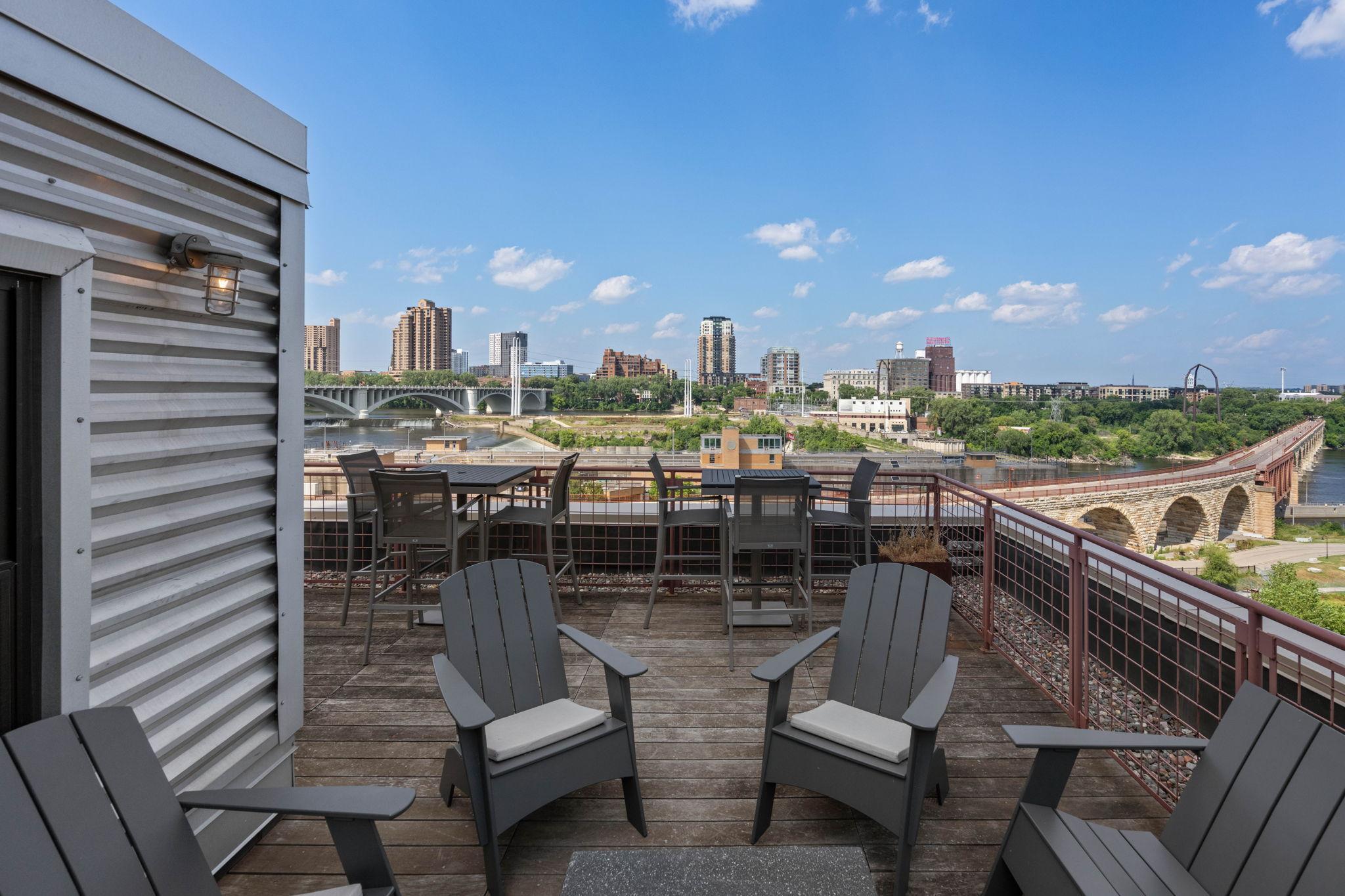 View of Residential at 117 Portland Avenue #302, Minneapolis MN 55401, Minneapolis (46 of 101) - Mike Wilen | Minnesota Team Real Estate