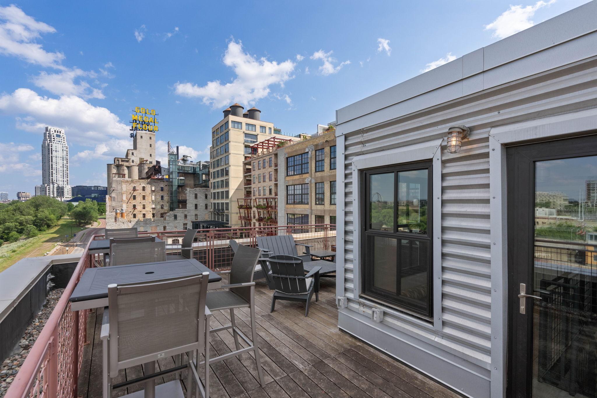 View of Residential at 117 Portland Avenue #302, Minneapolis MN 55401, Minneapolis (44 of 101) - Mike Wilen | Minnesota Team Real Estate
