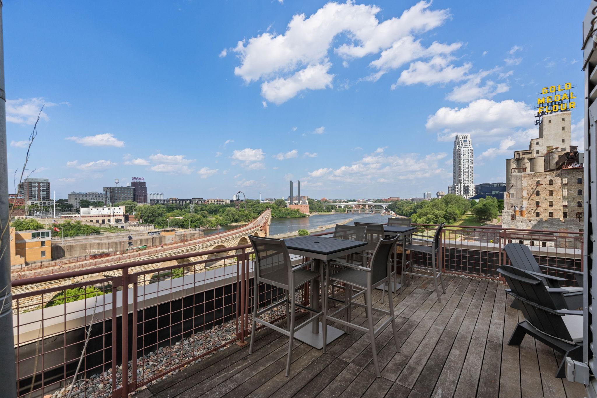 View of Residential at 117 Portland Avenue #302, Minneapolis MN 55401, Minneapolis (43 of 101) - Mike Wilen | Minnesota Team Real Estate