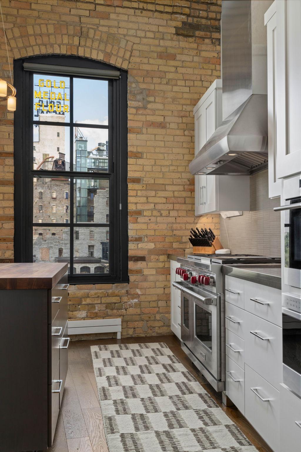 View of Residential at 117 Portland Avenue #302, Minneapolis MN 55401, Minneapolis (28 of 101) - Mike Wilen | Minnesota Team Real Estate