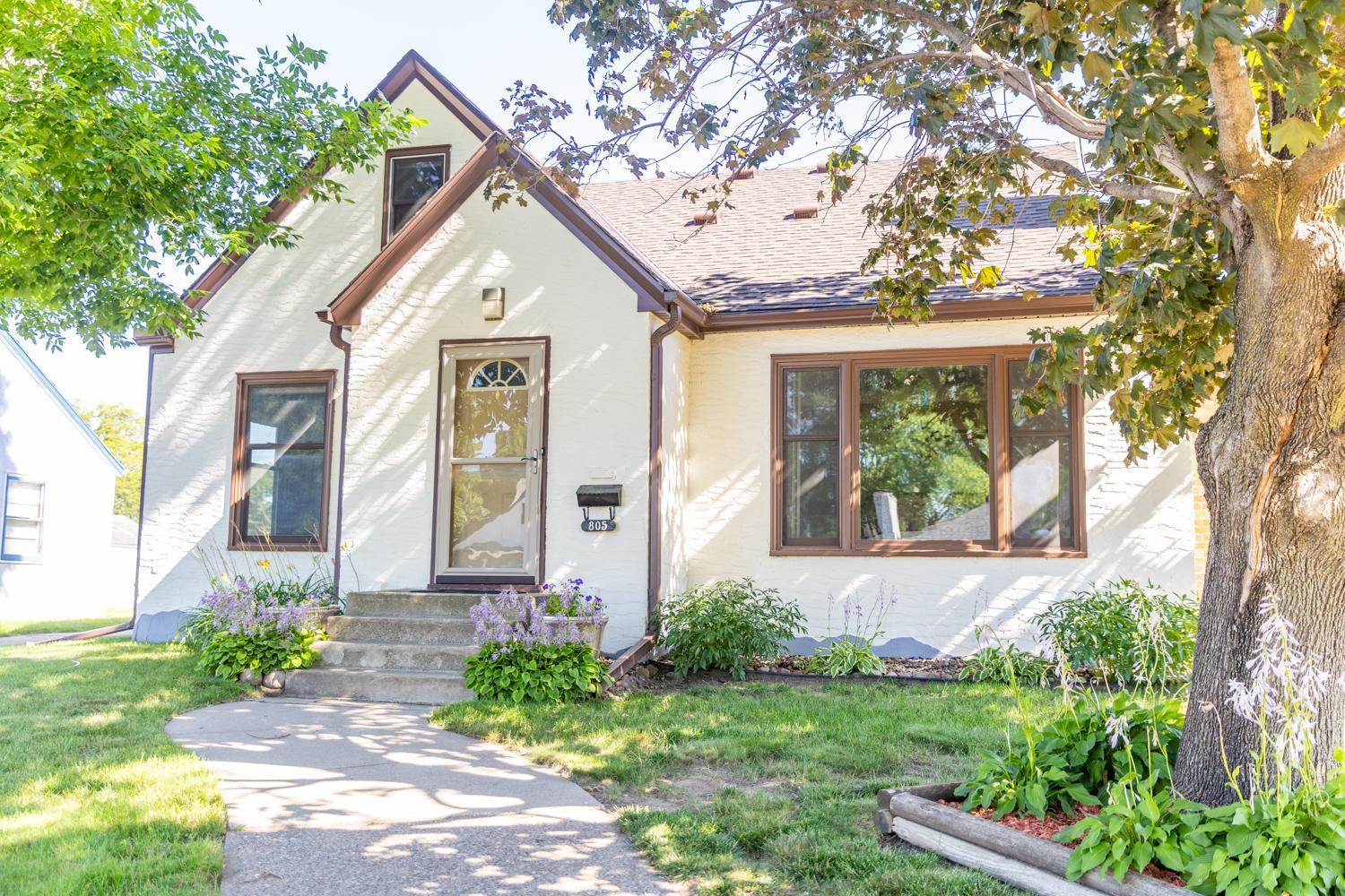 View of Residential at 805 Cottage Avenue, Saint Paul MN 55117, Saint Paul - Mike Wilen | Minnesota Team Real Estate